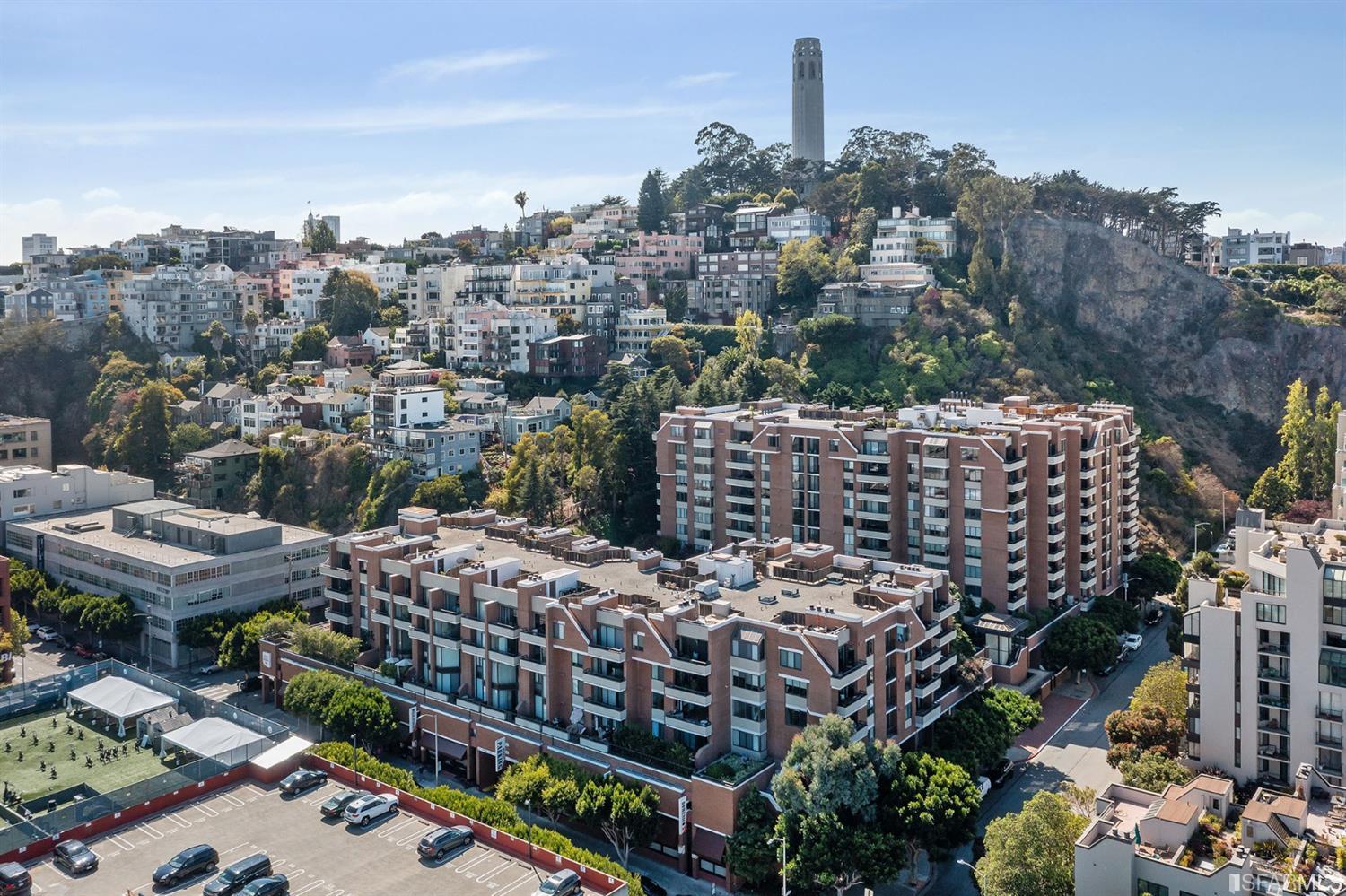 101 Lombard # 215W