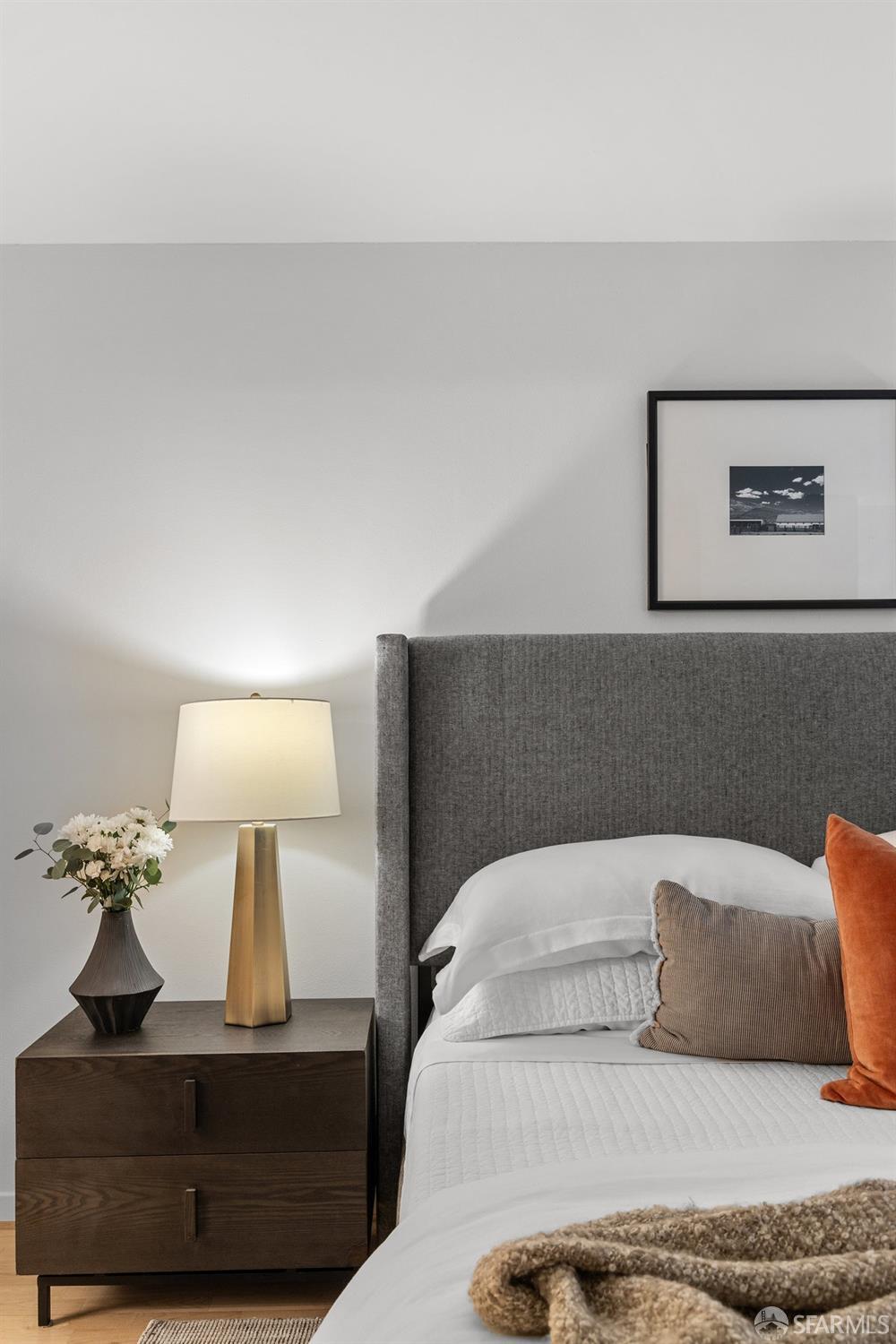 101 Lombard # 215W