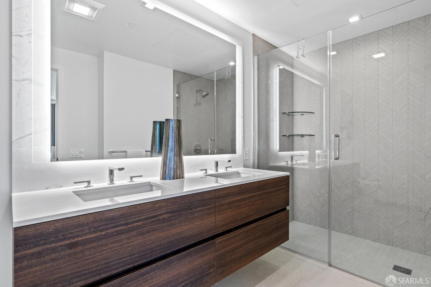 280 Spear Street # 6B