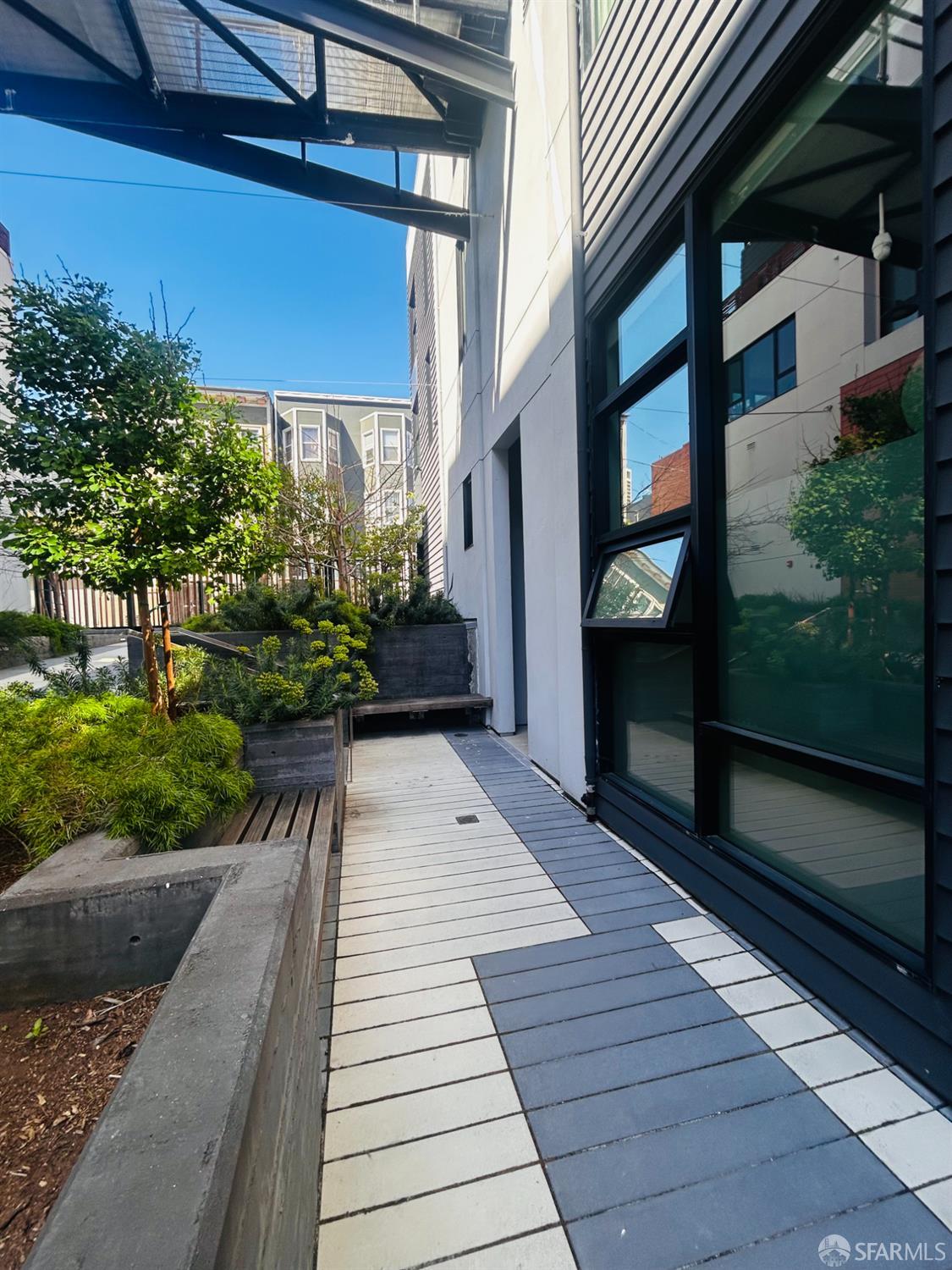 1288 Howard Street # 116