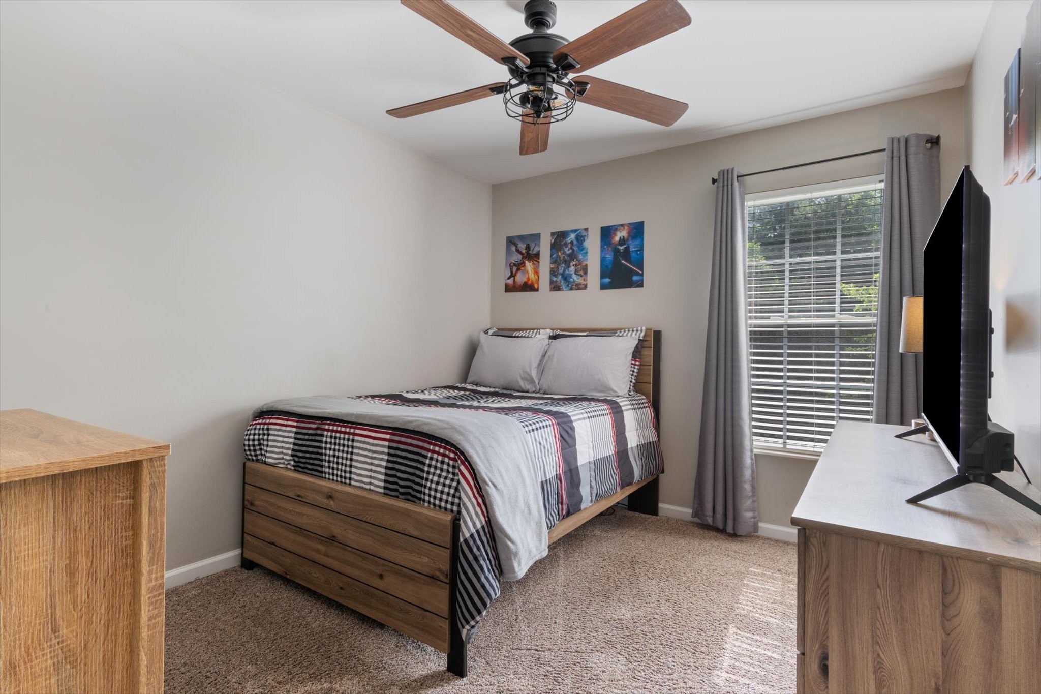 1017 Tanyard Springs Dr