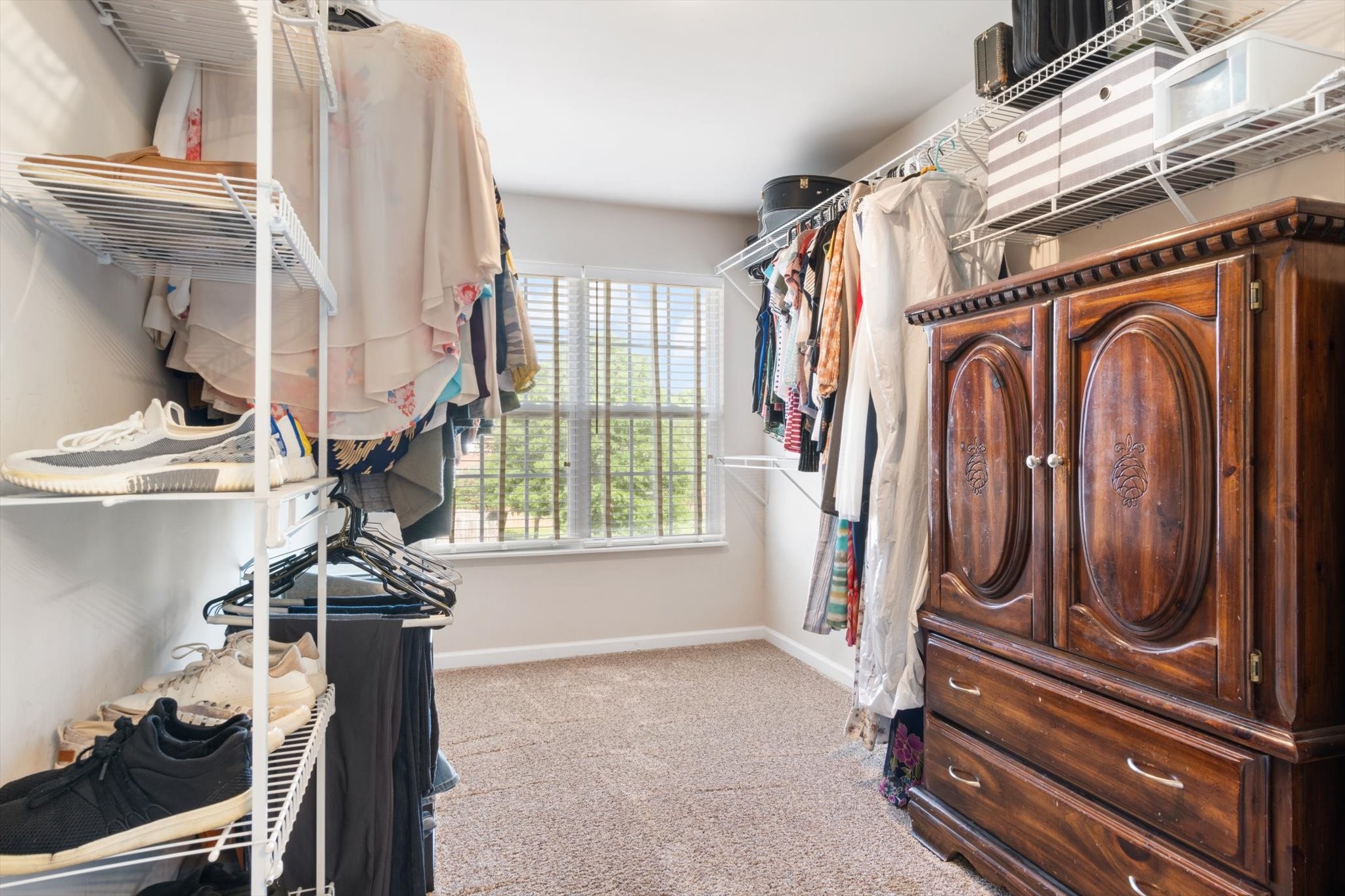 1017 Tanyard Springs Dr