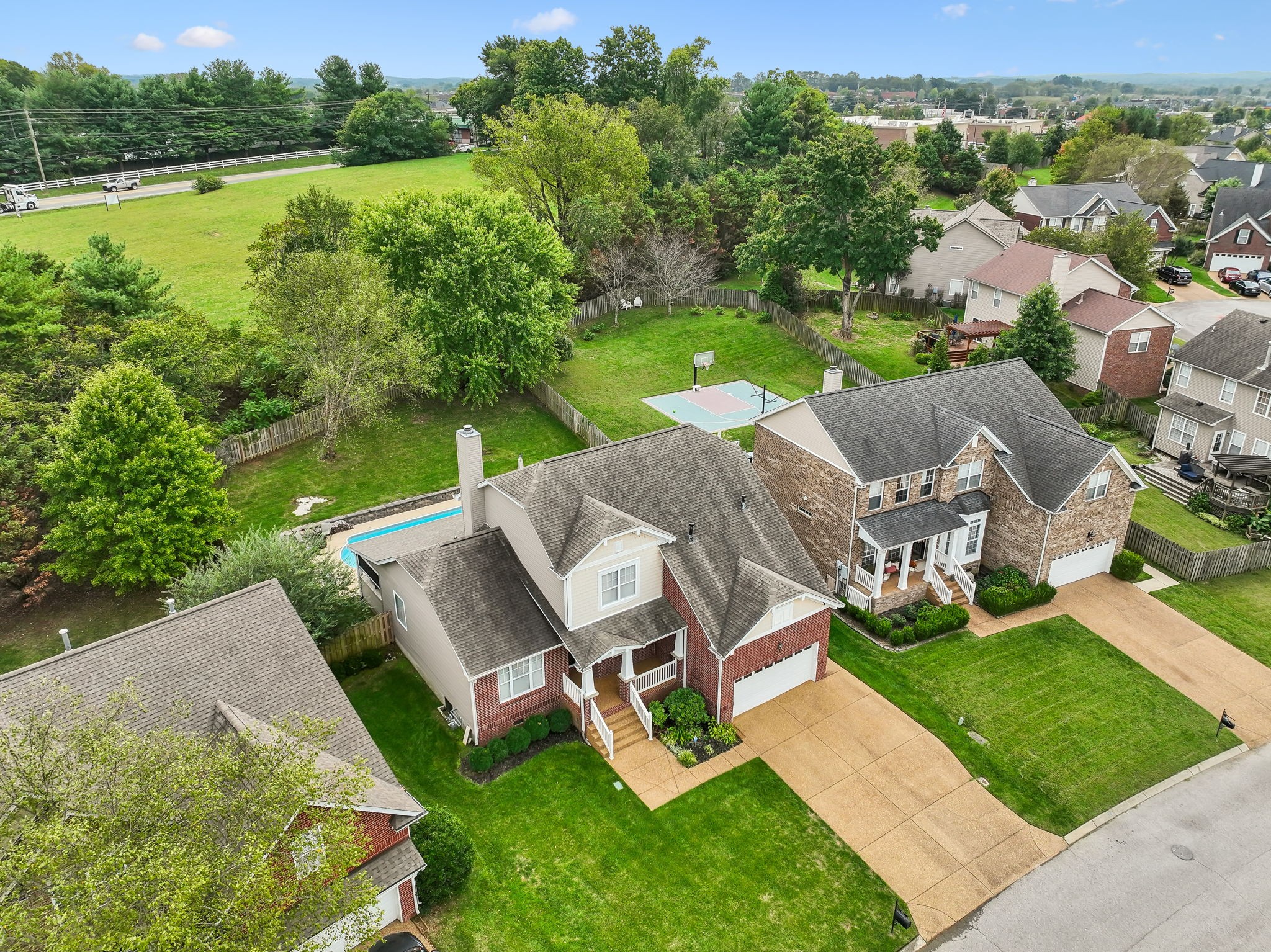 1021 Tanyard Springs Dr