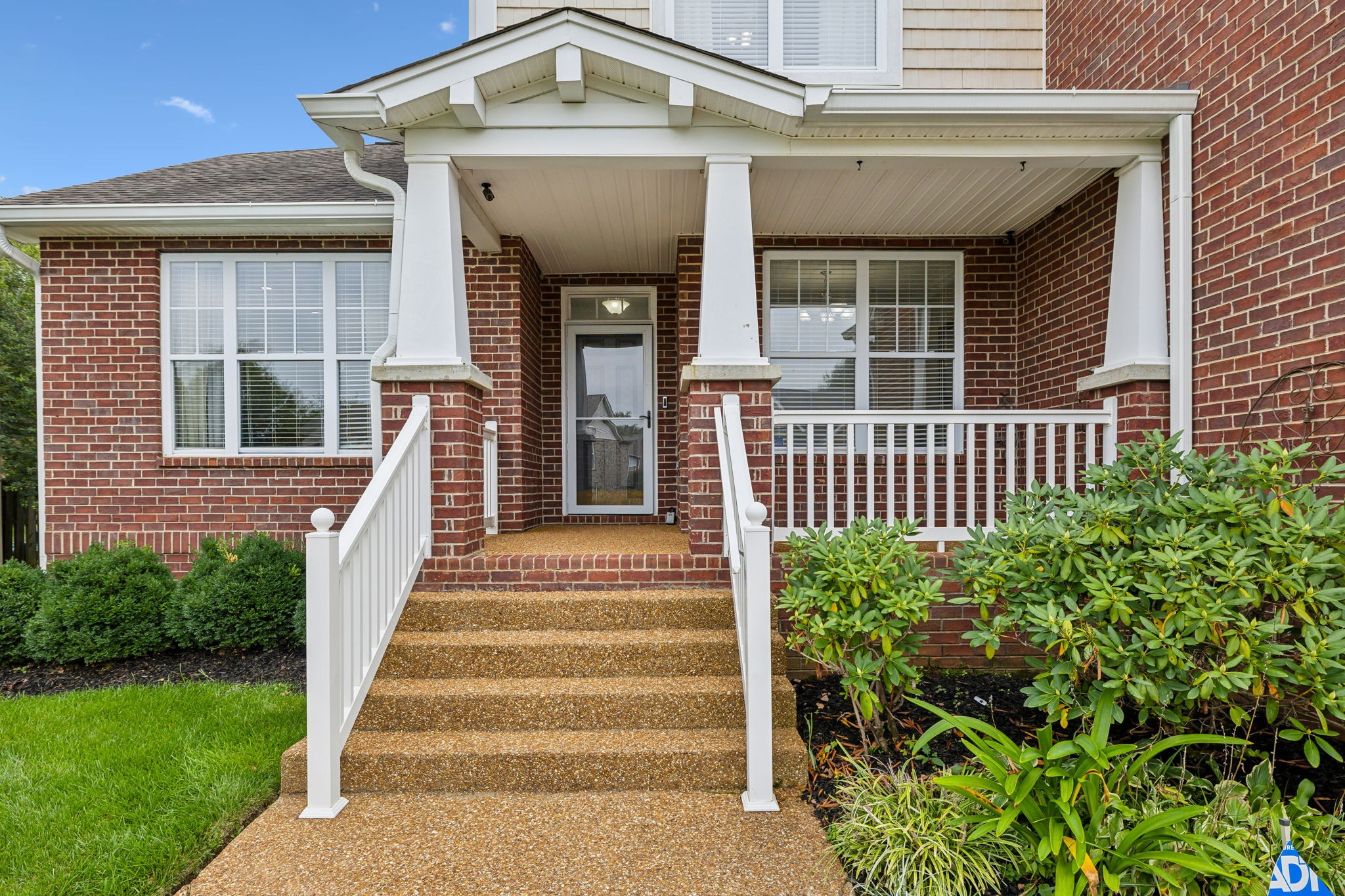 1021 Tanyard Springs Dr