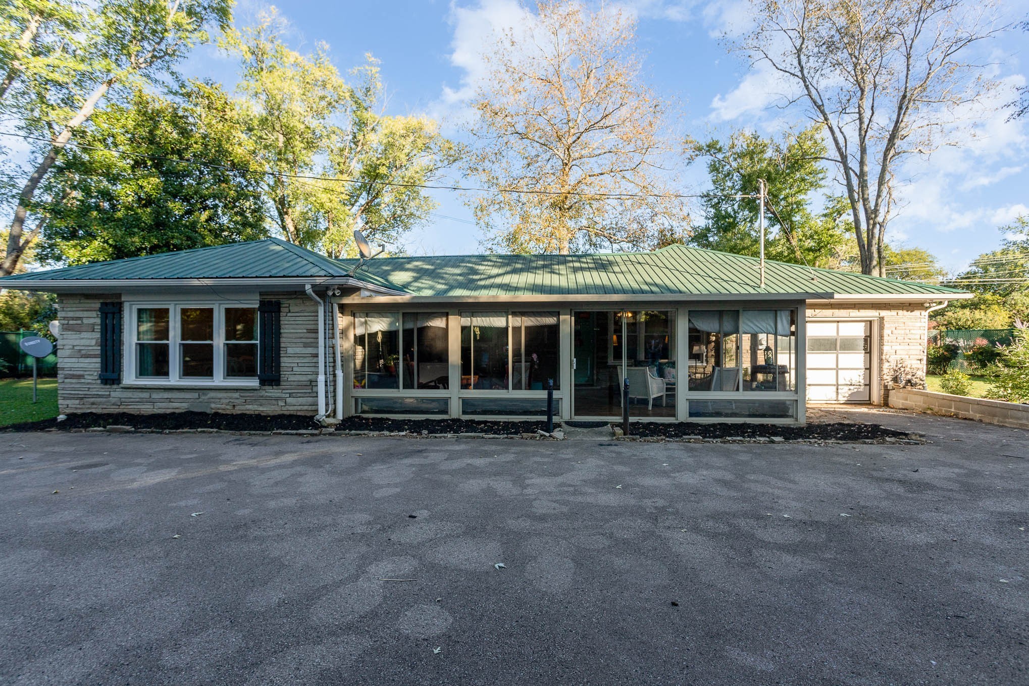 8827 Horton Hwy