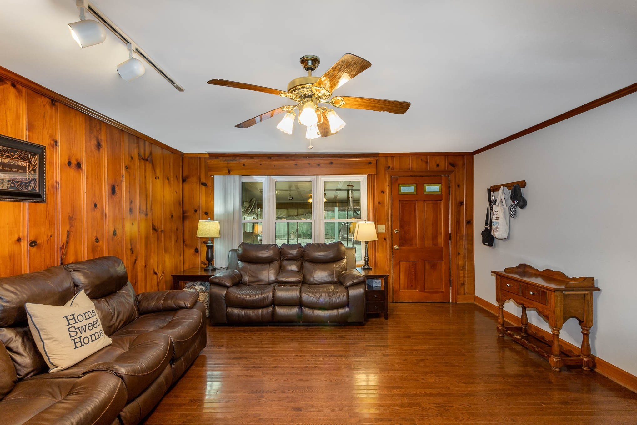 8827 Horton Hwy