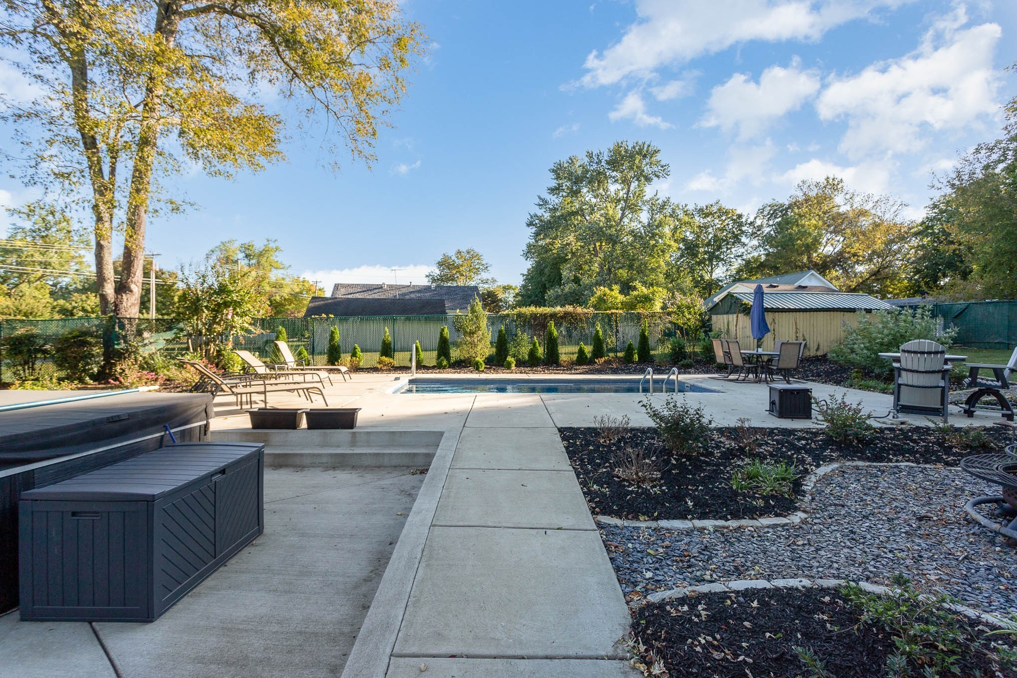 8827 Horton Hwy