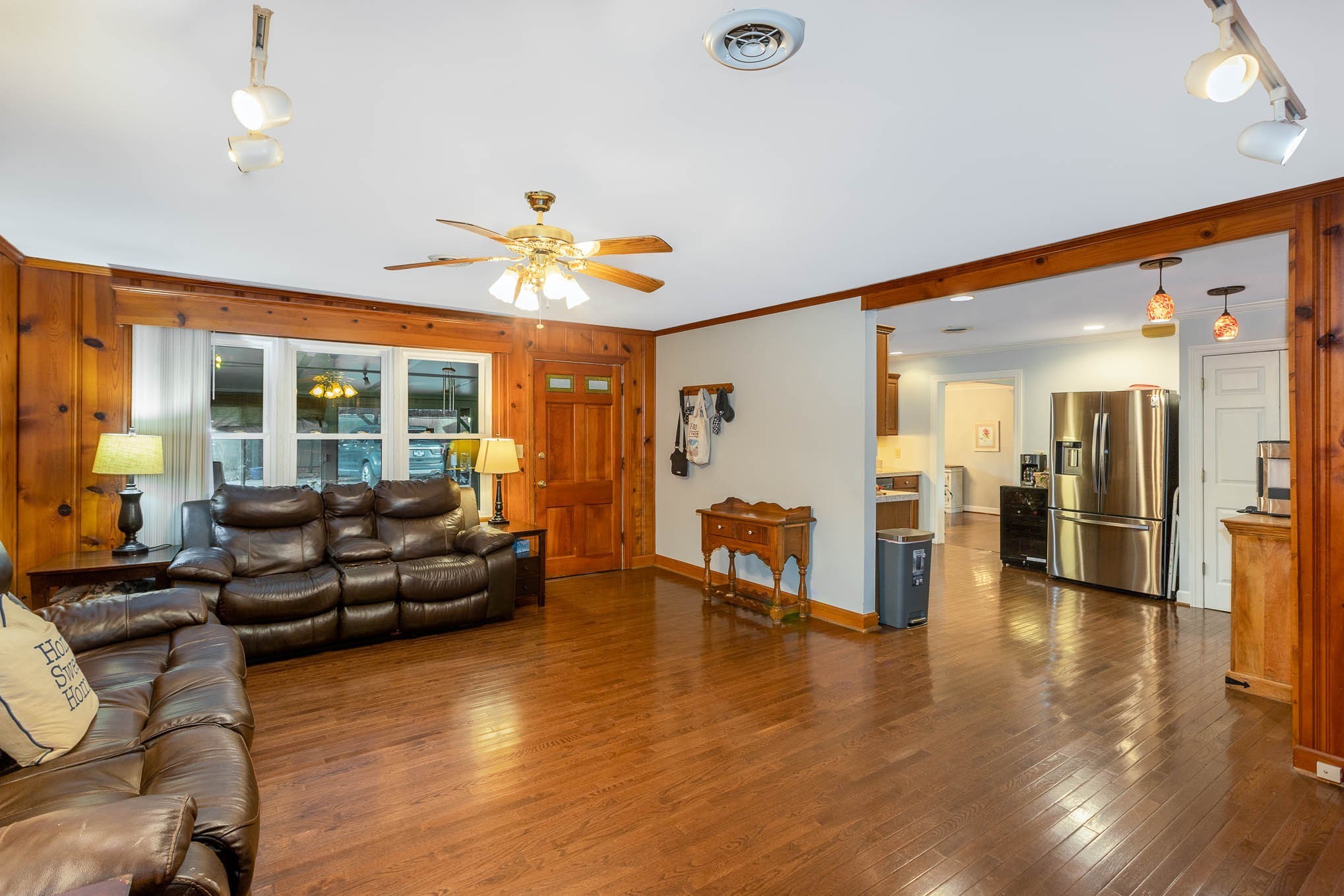 8827 Horton Hwy
