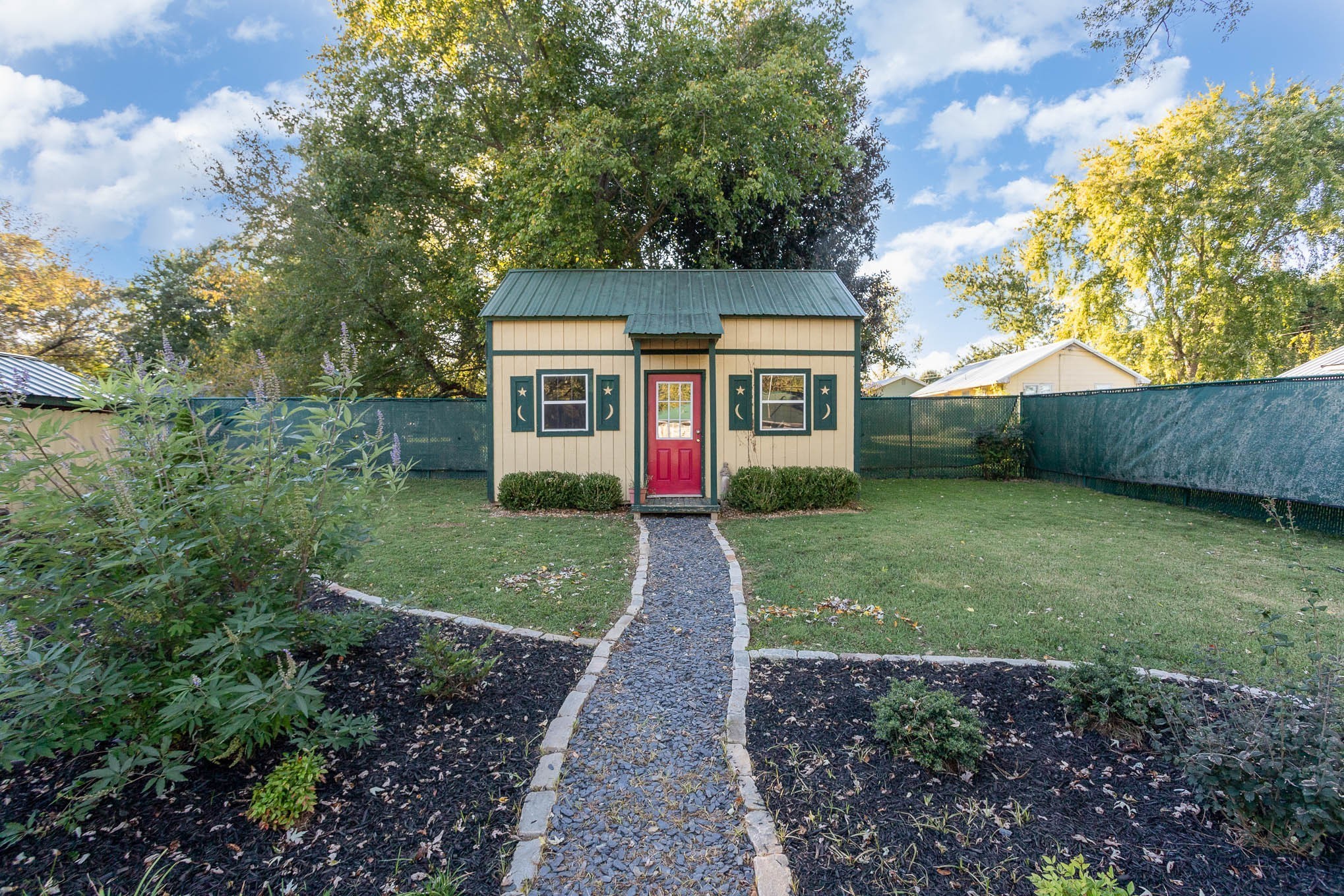 8827 Horton Hwy