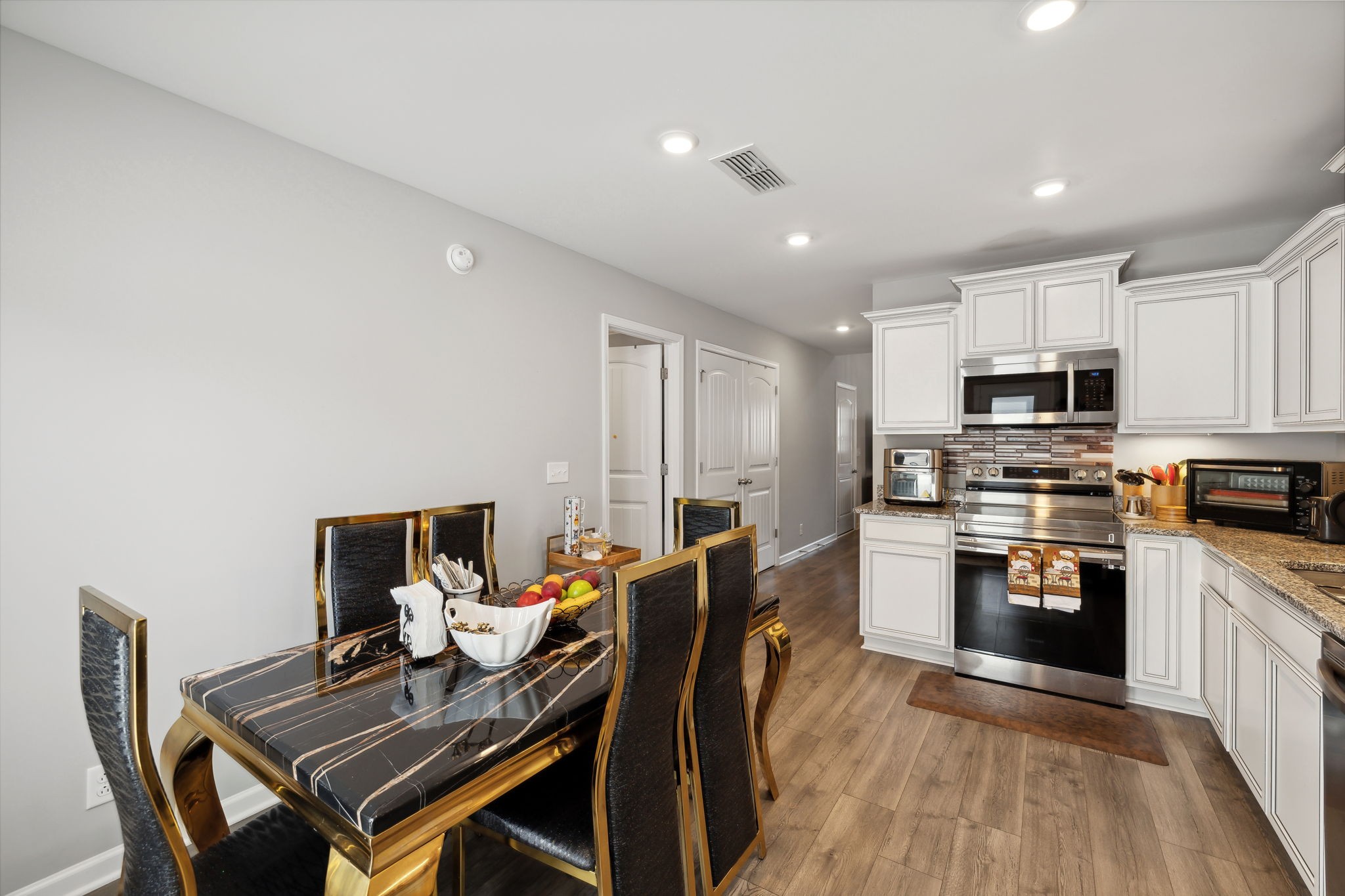 3506 Donerail Cir