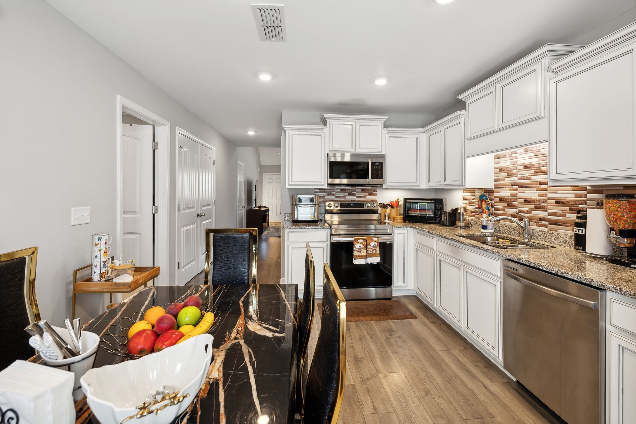 3506 Donerail Cir