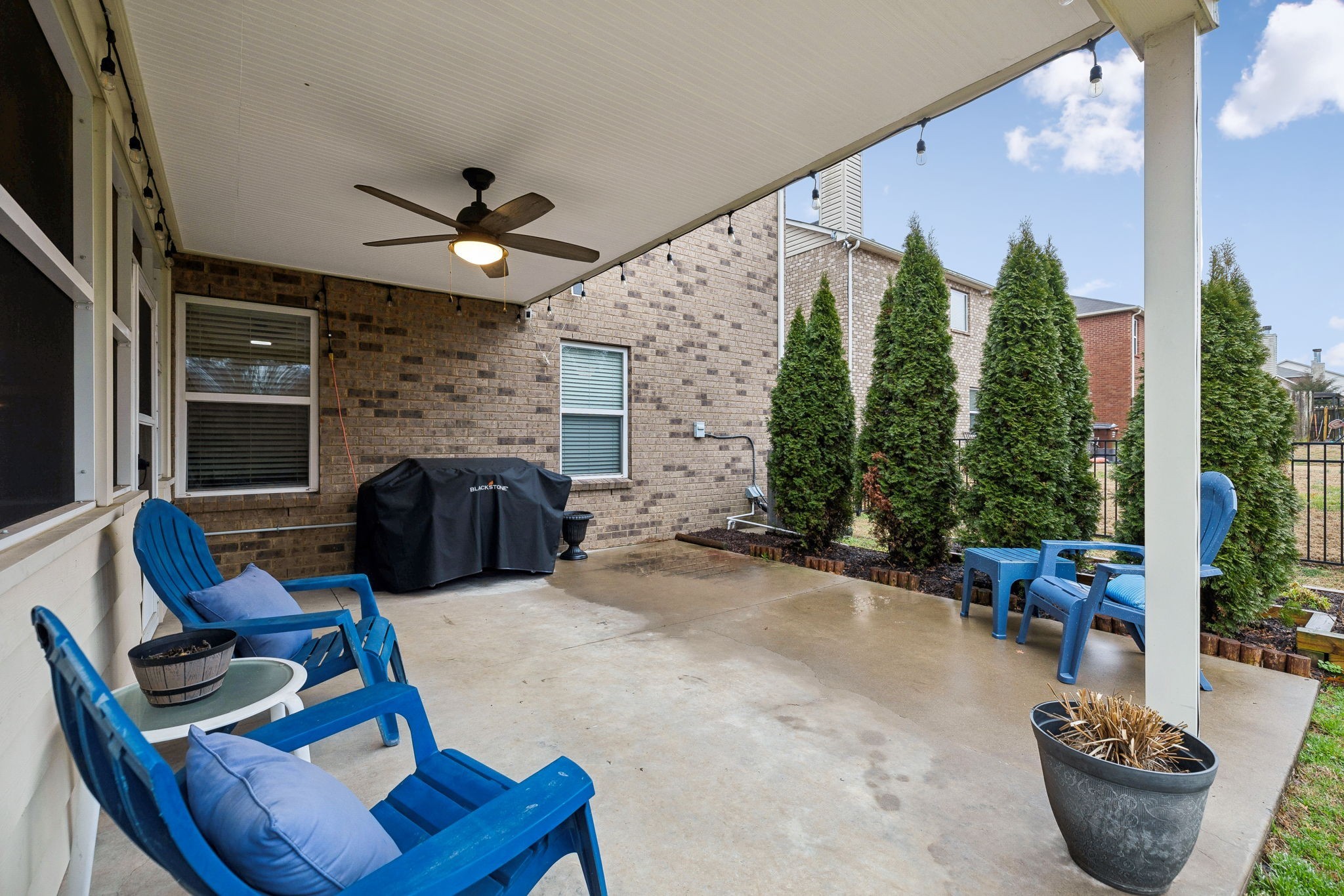 1006 Harmony Ln
