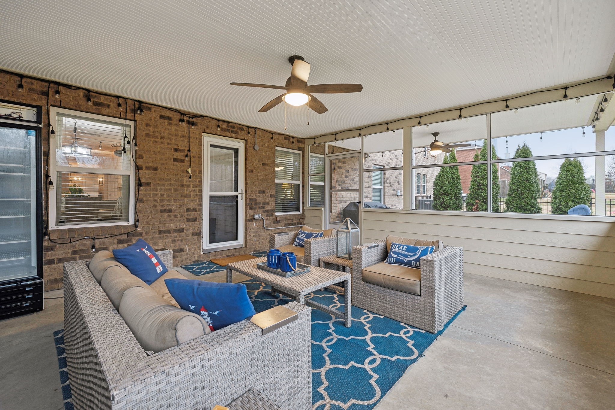 1006 Harmony Ln