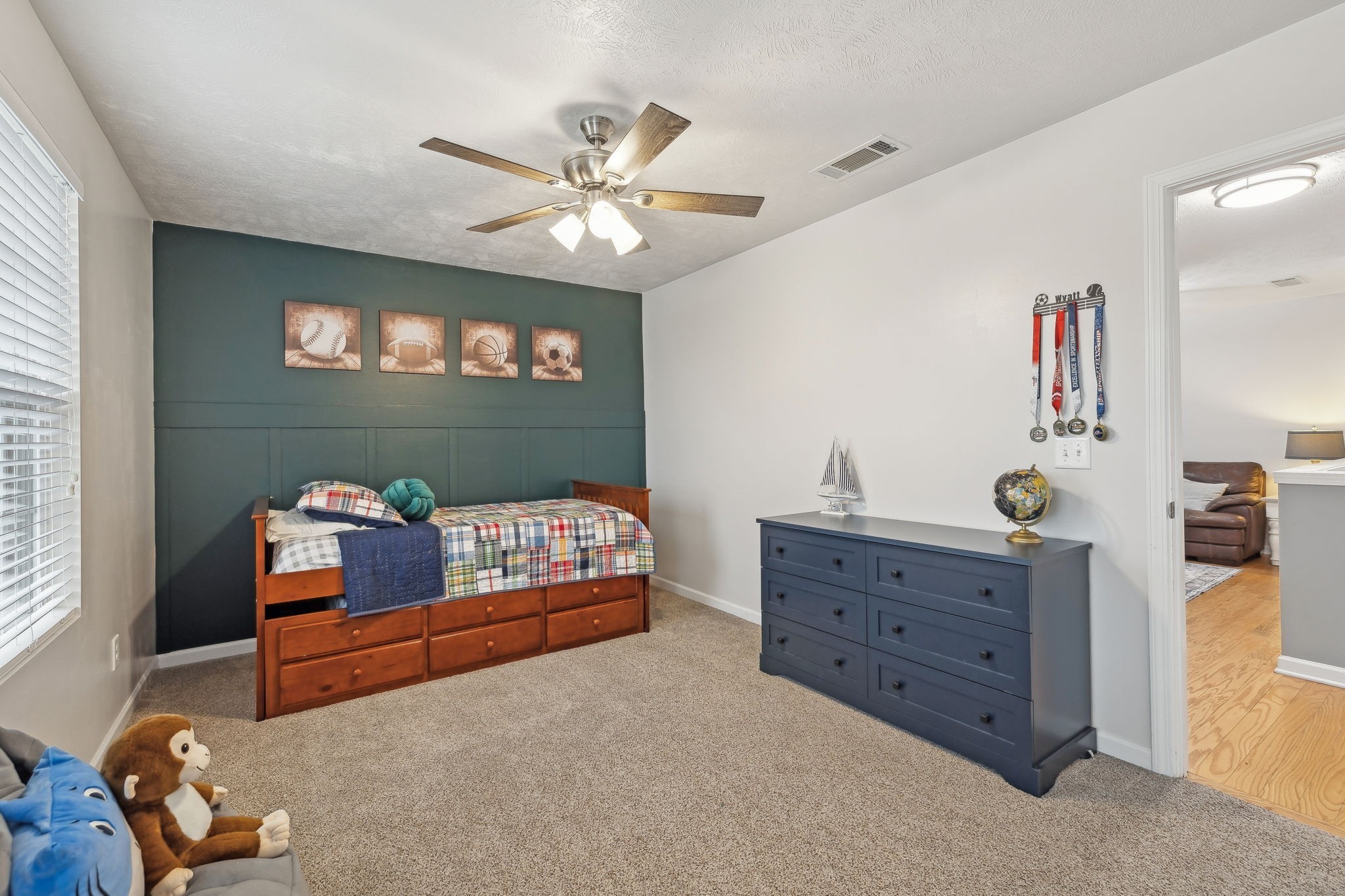 1006 Harmony Ln