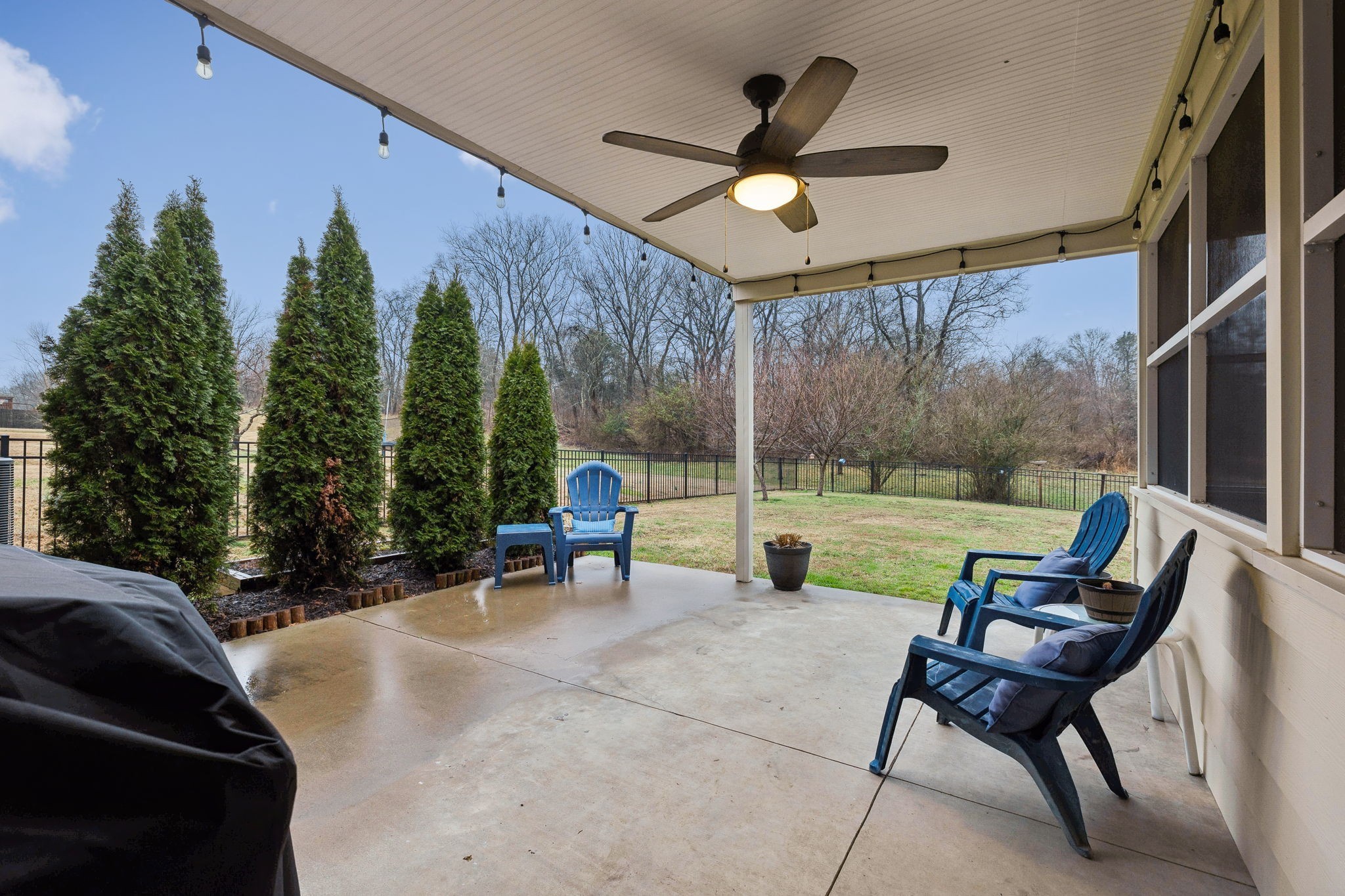 1006 Harmony Ln