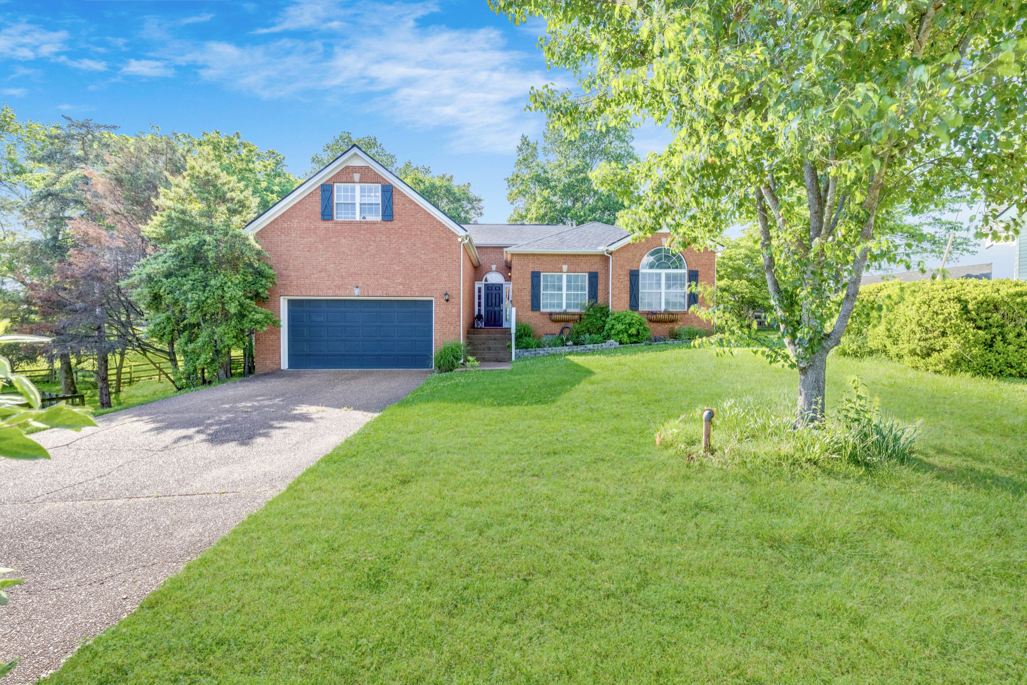 2720 Tallow Trce