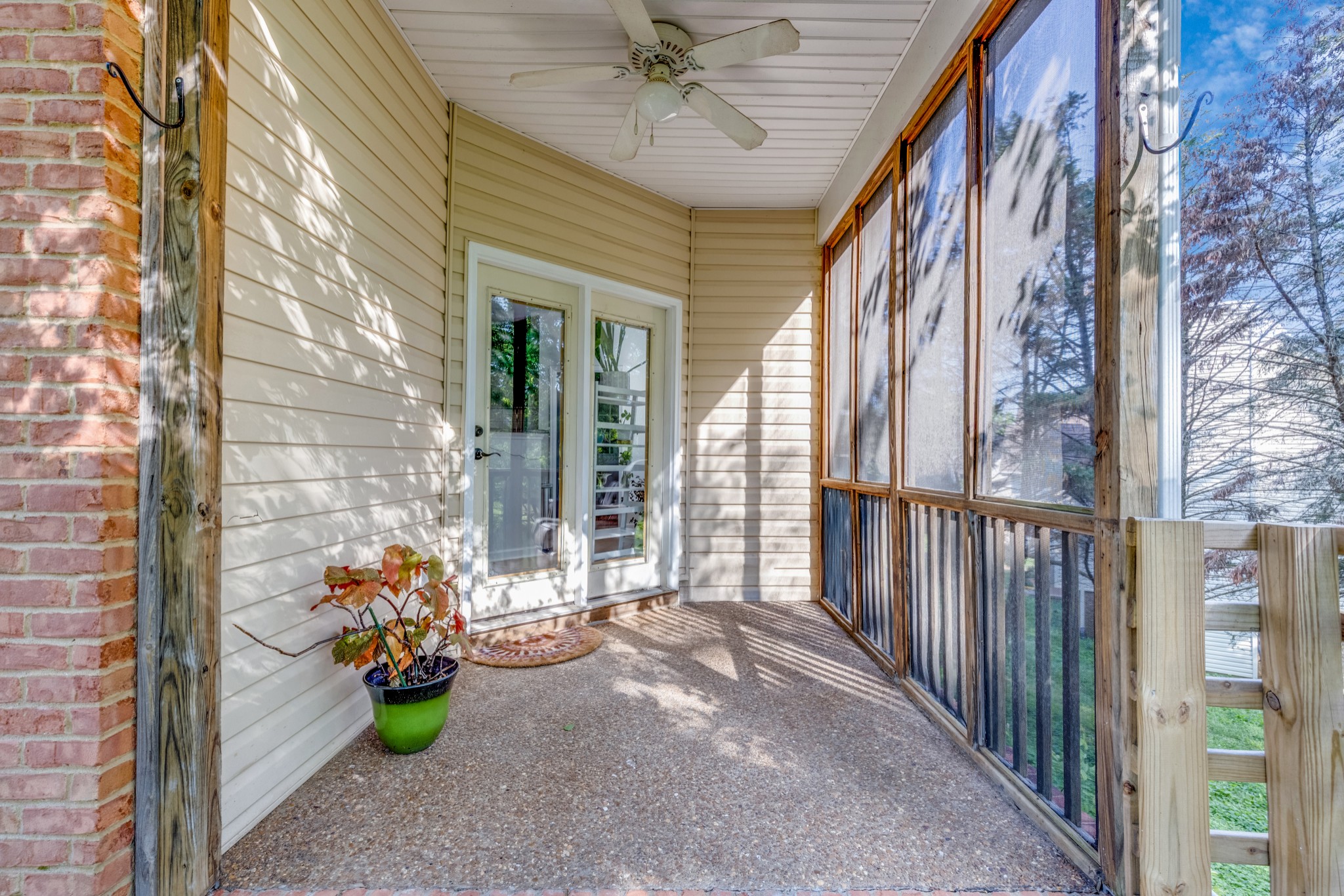 2720 Tallow Trce
