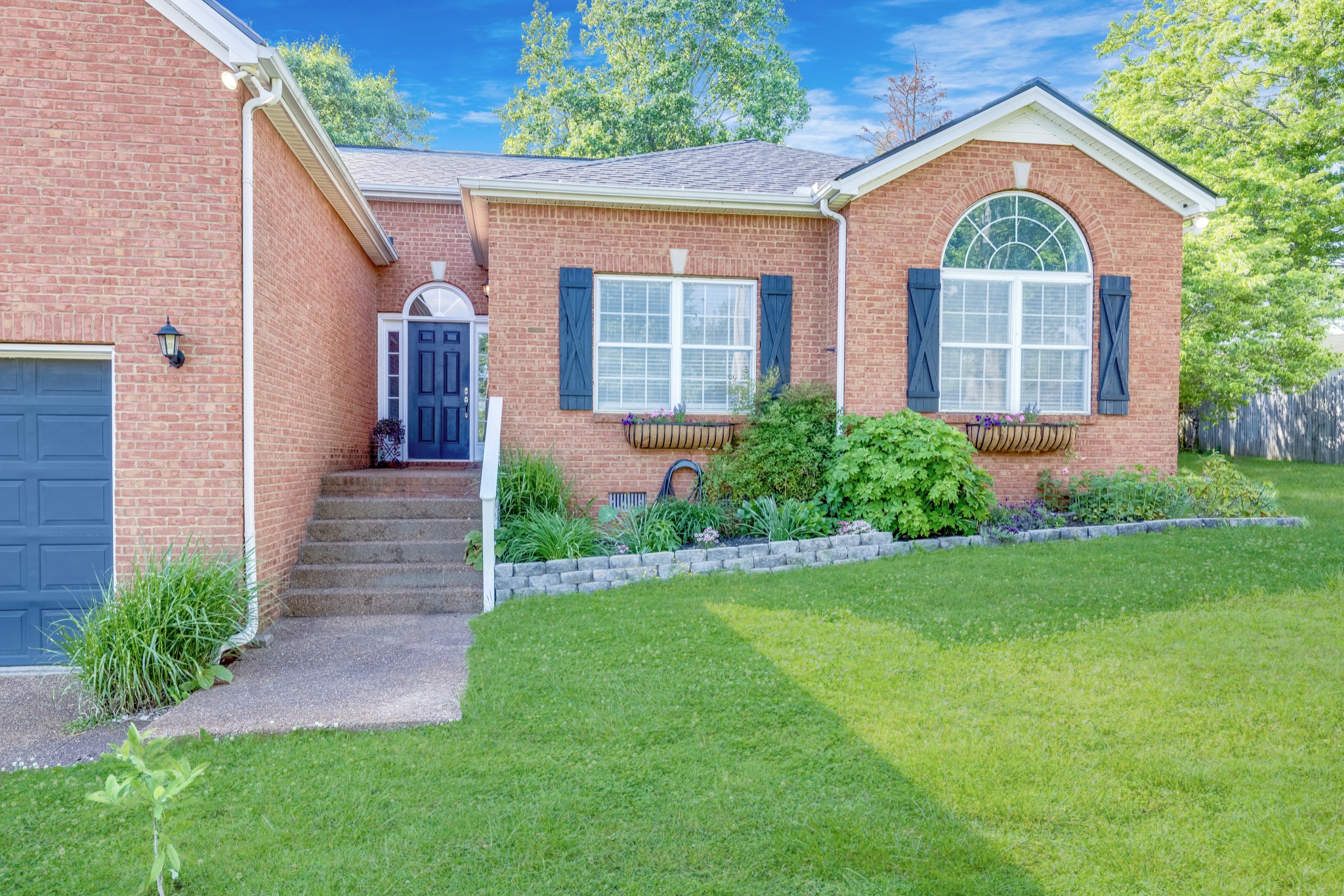 2720 Tallow Trce