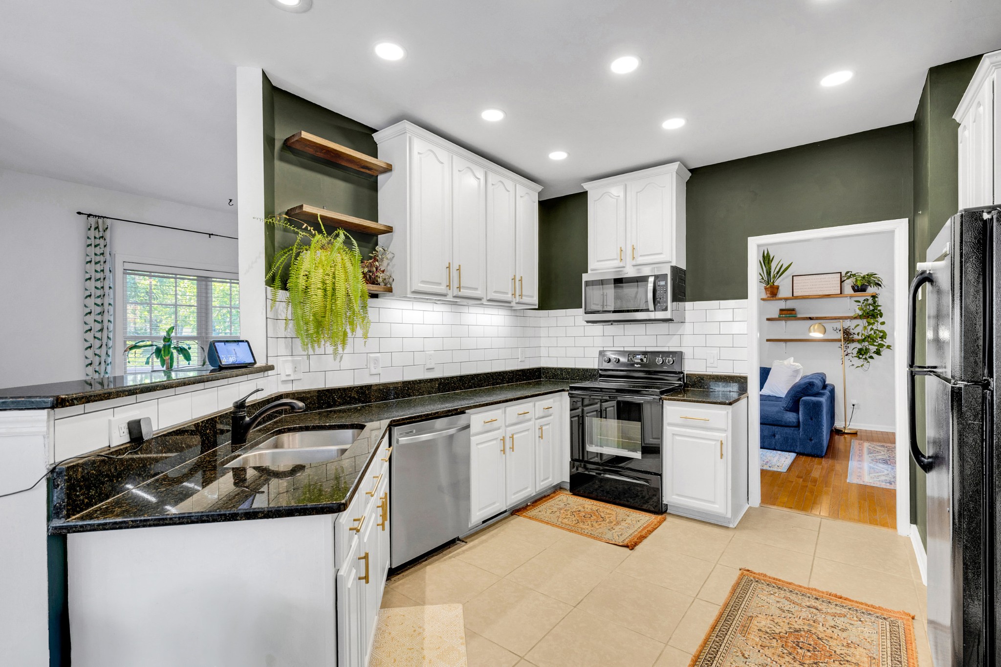 2720 Tallow Trce
