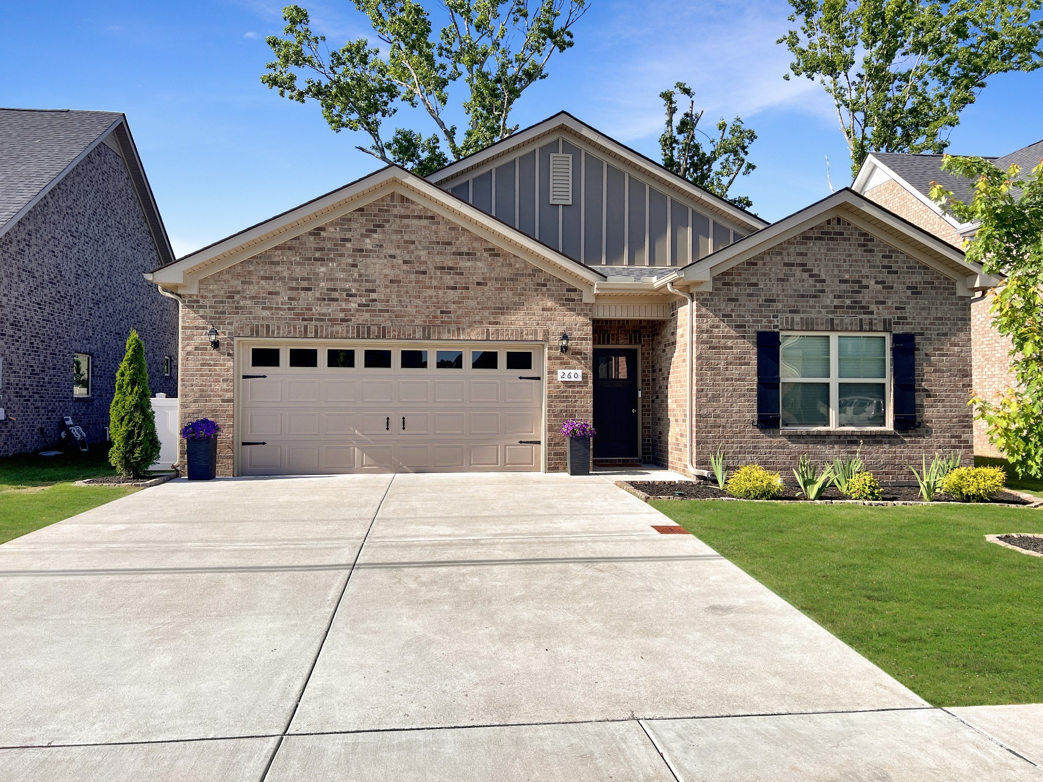 260 Thorpe Dr