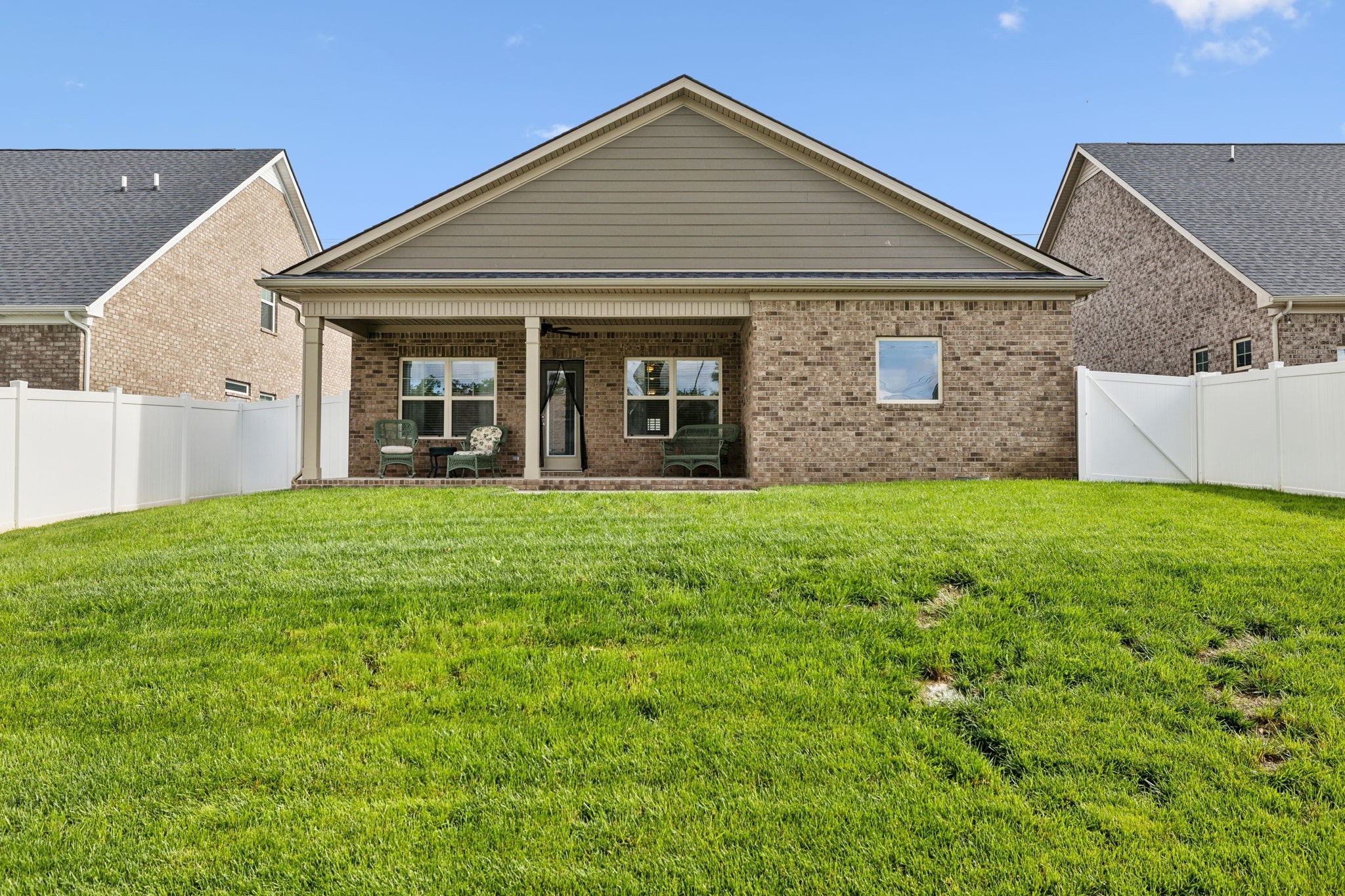 260 Thorpe Dr