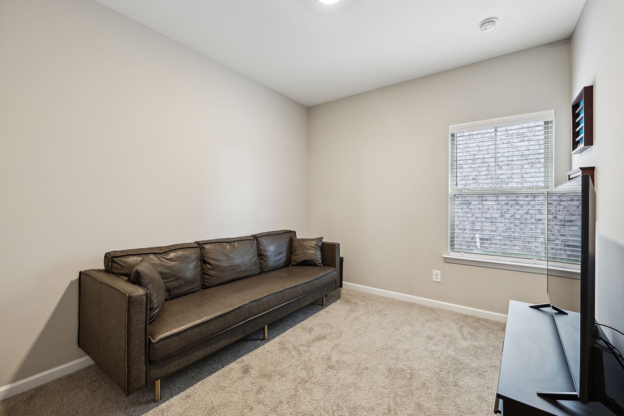 260 Thorpe Dr