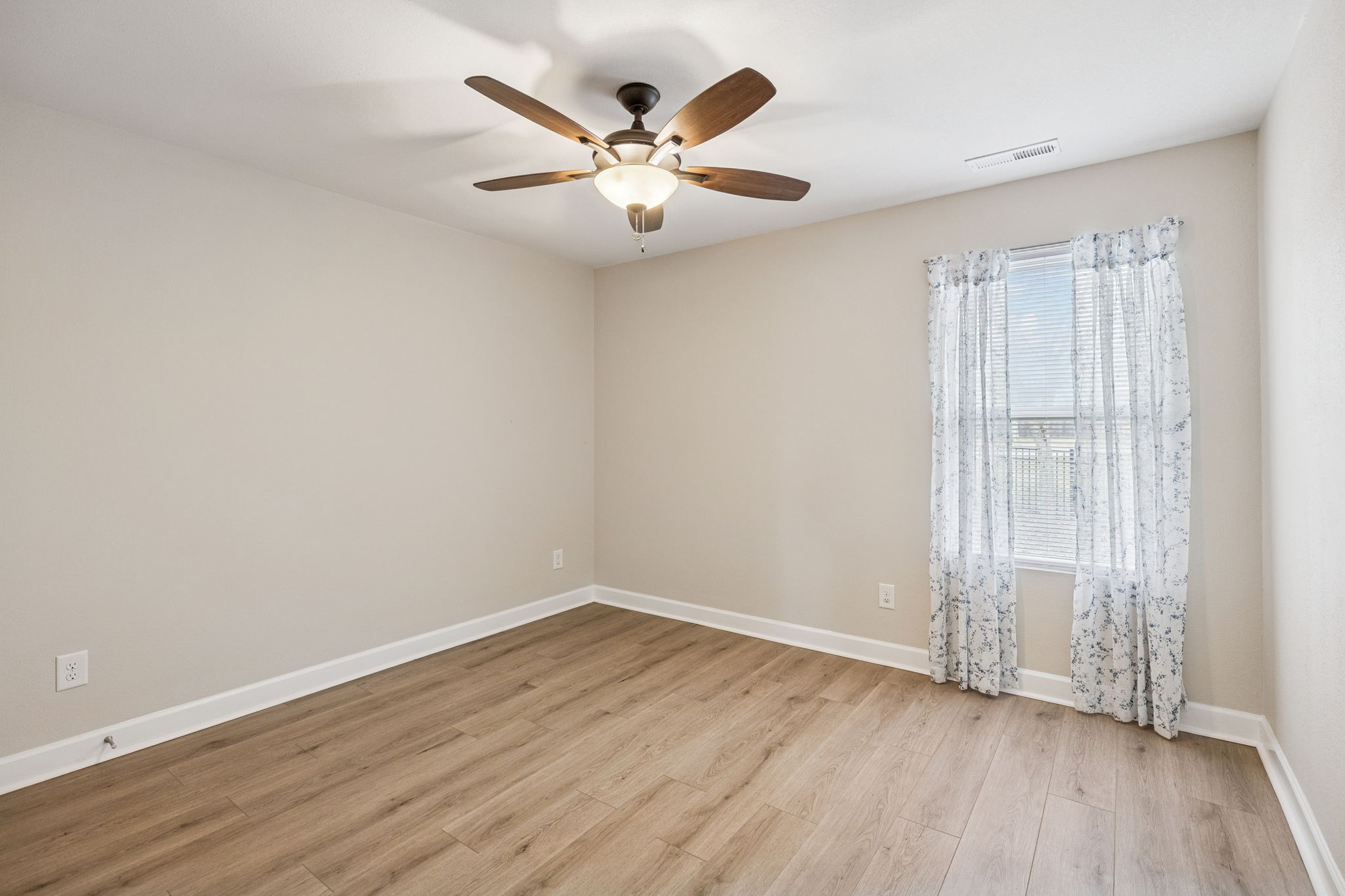 2275 Honey Farm Way