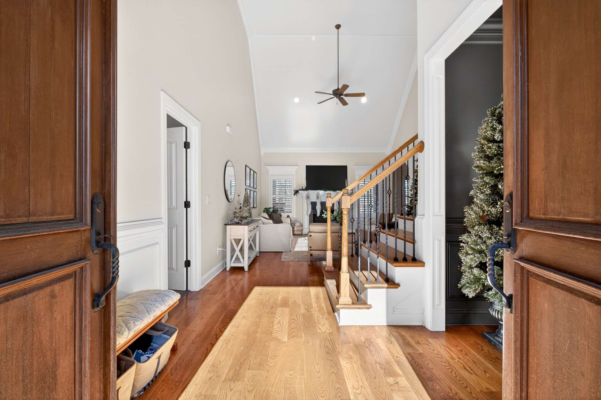 1007 Nealcrest Cir