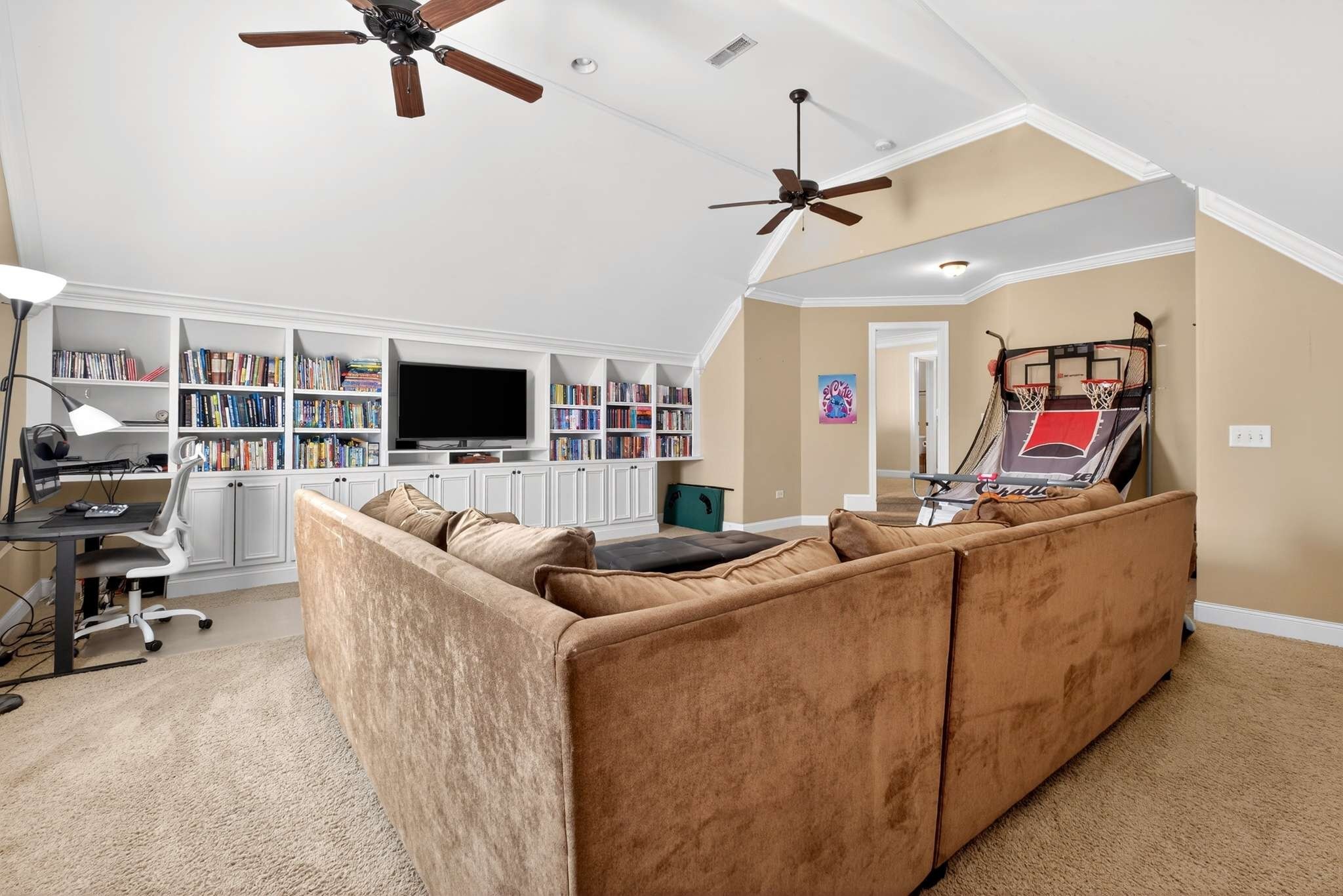 1007 Nealcrest Cir