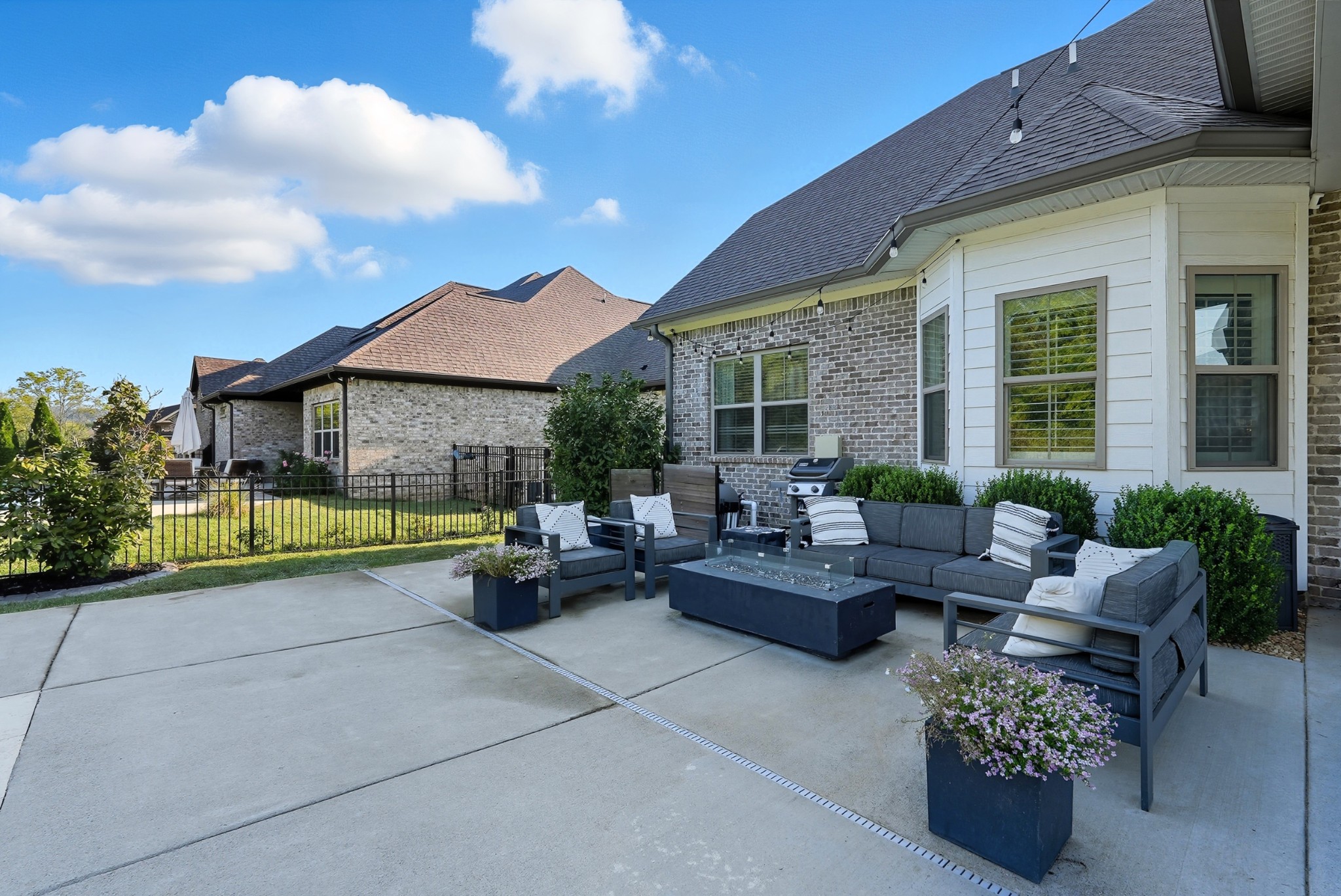 3025 Elkhorn Pl