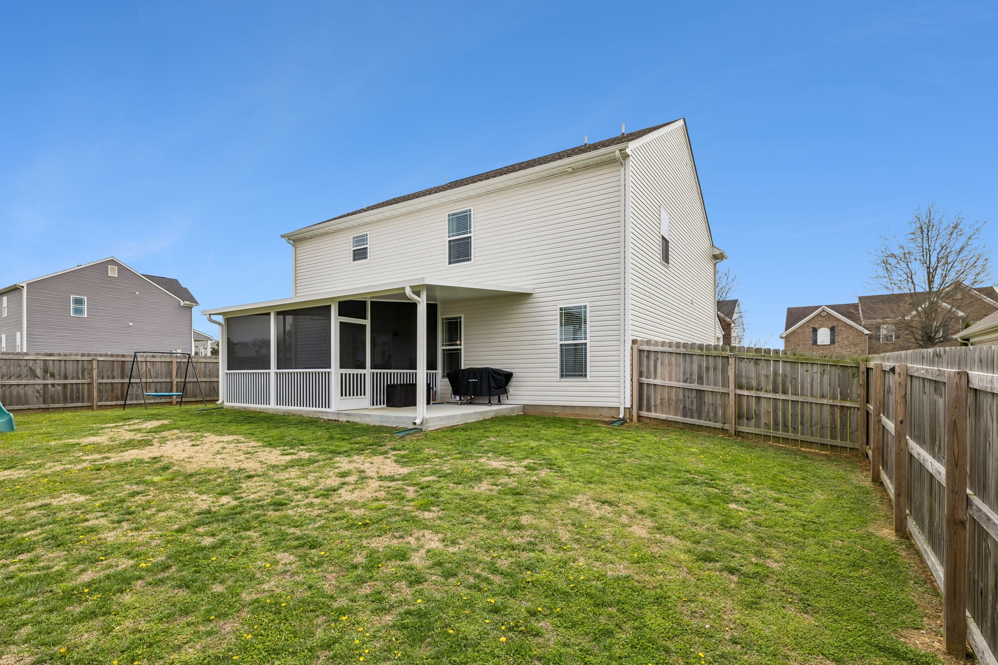1004 Vanguard Dr
