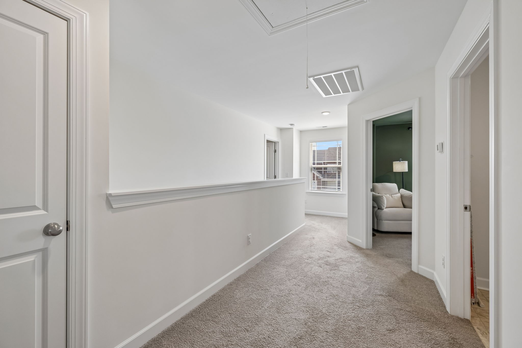 1004 Vanguard Dr