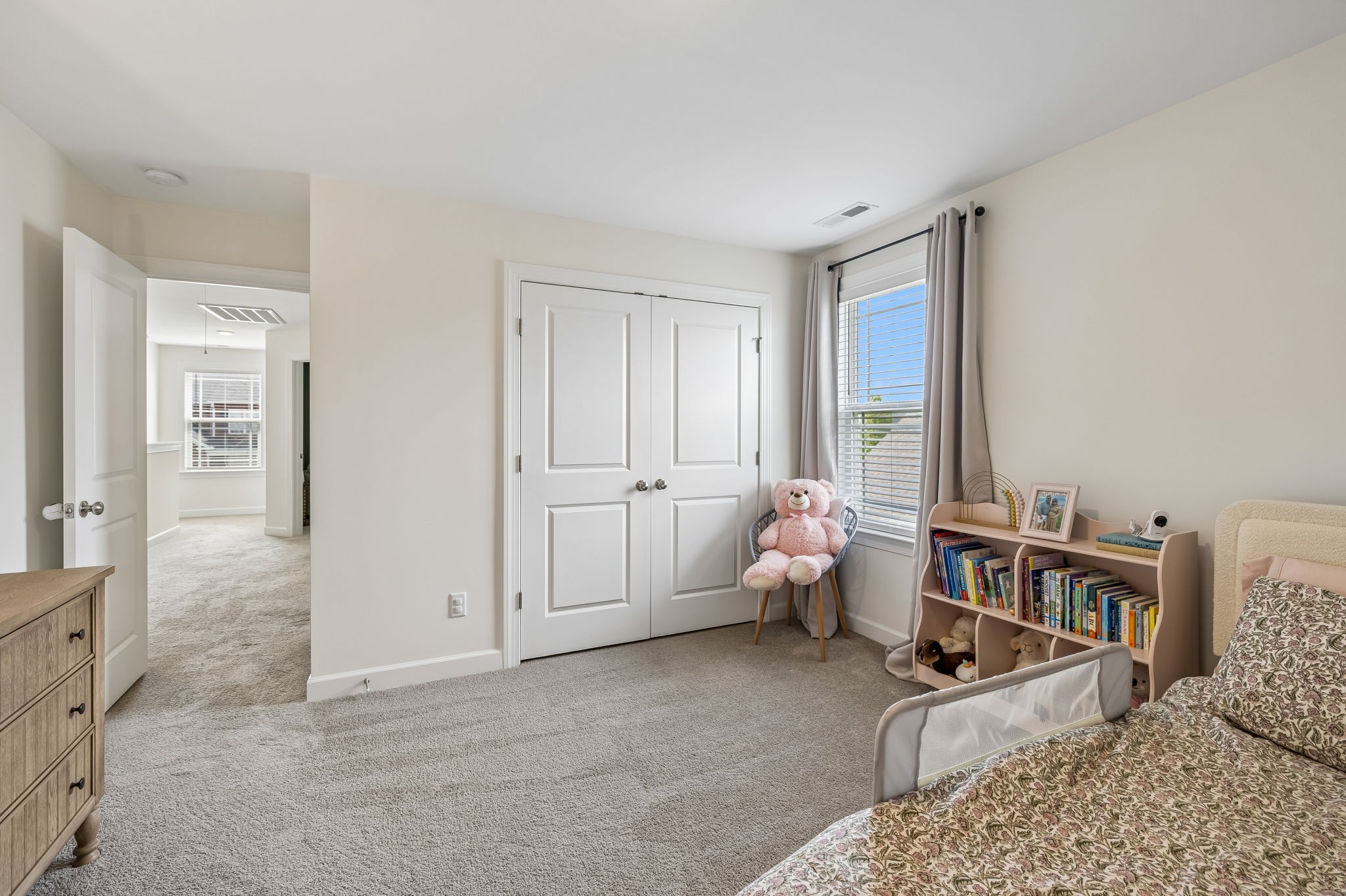 1004 Vanguard Dr