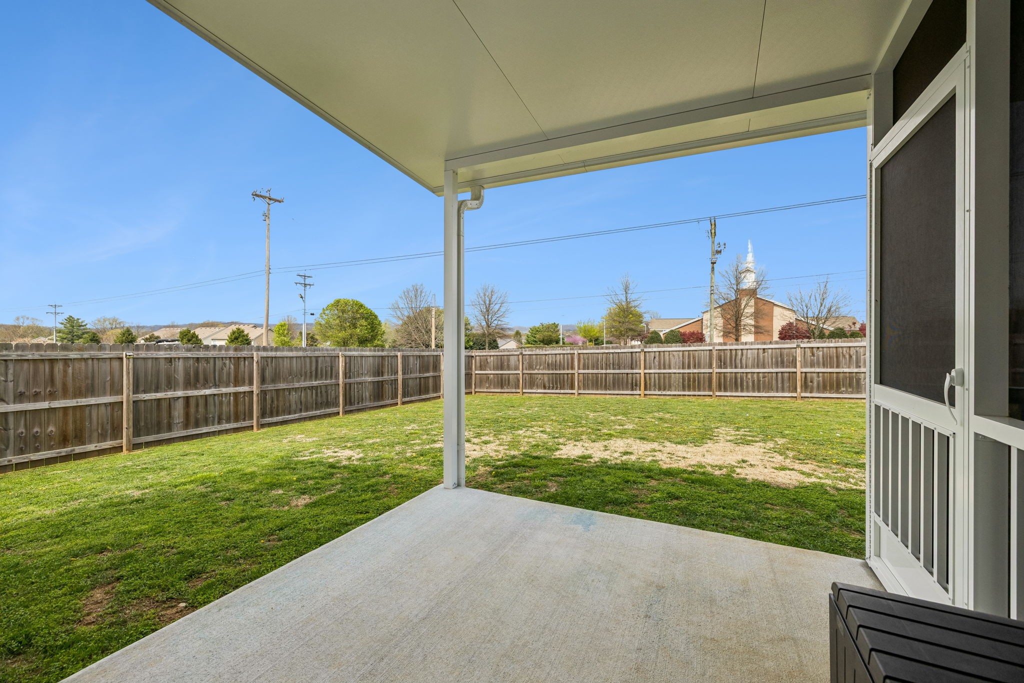 1004 Vanguard Dr