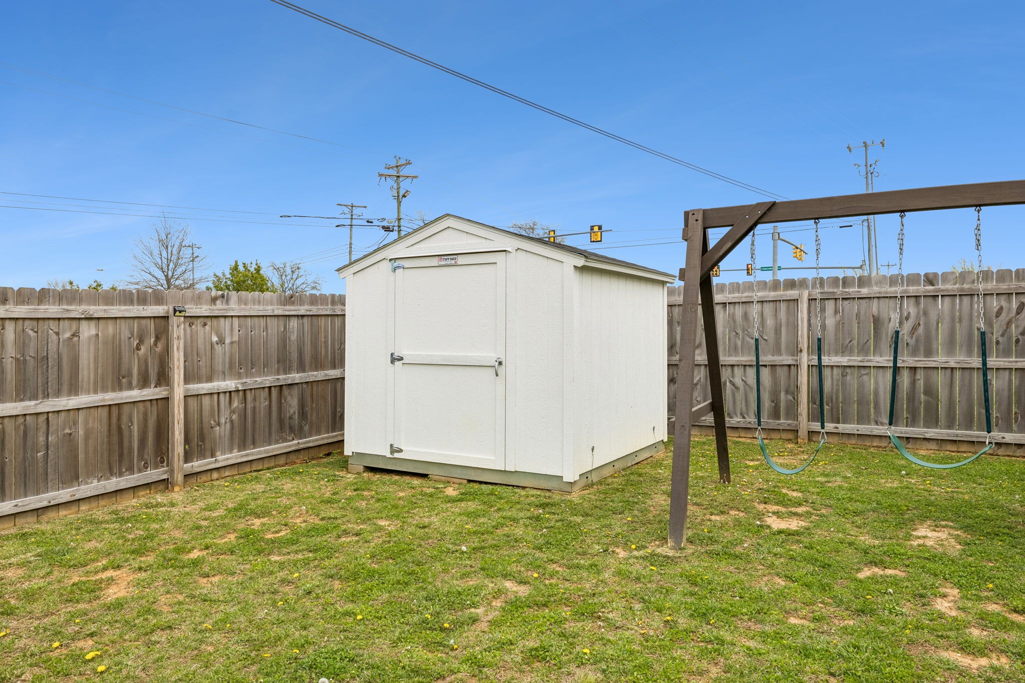 1004 Vanguard Dr