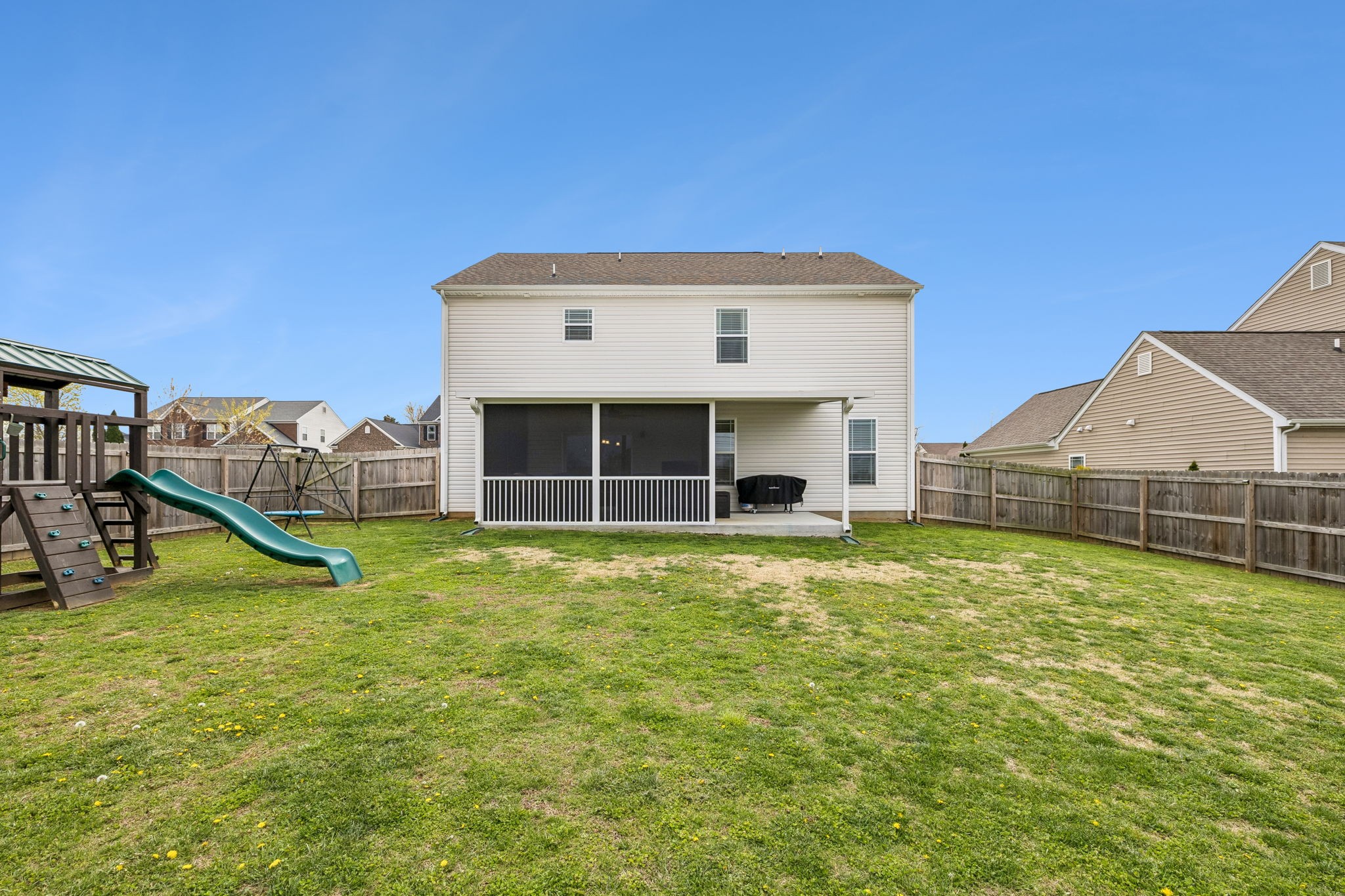 1004 Vanguard Dr