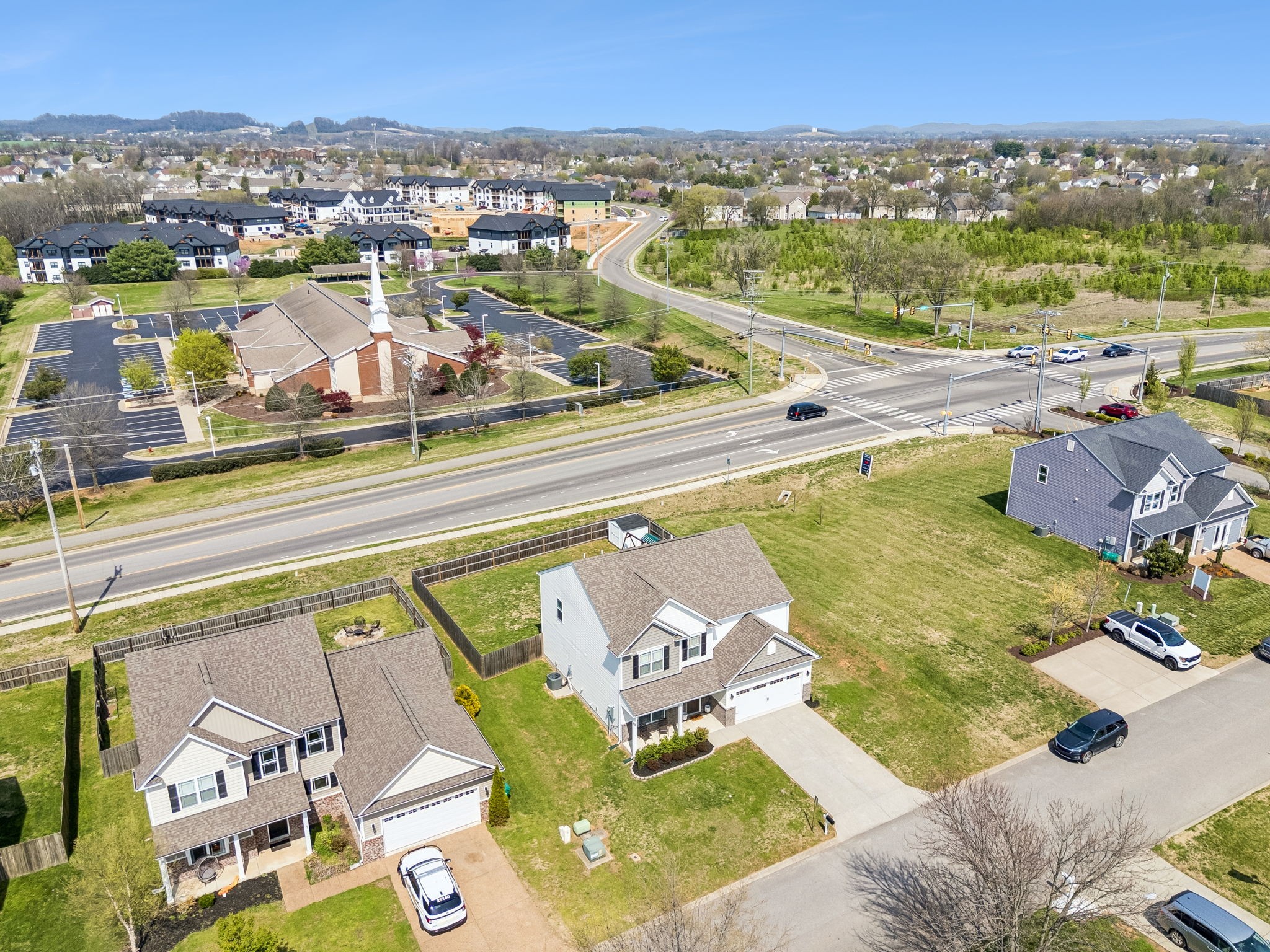 1004 Vanguard Dr