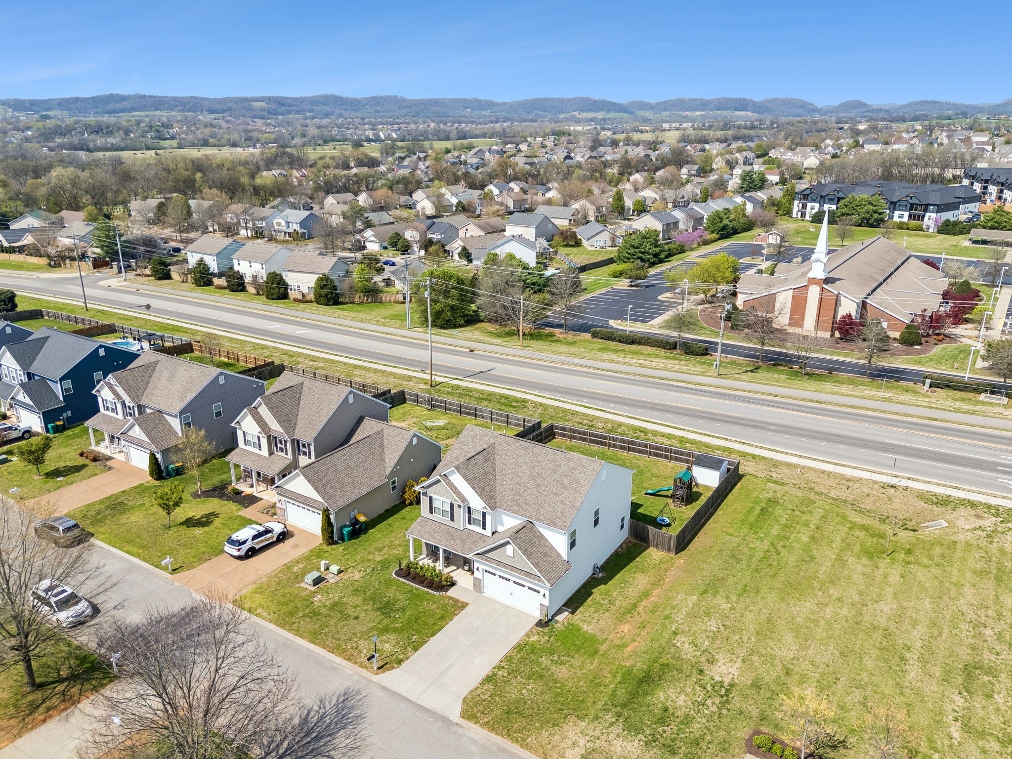 1004 Vanguard Dr