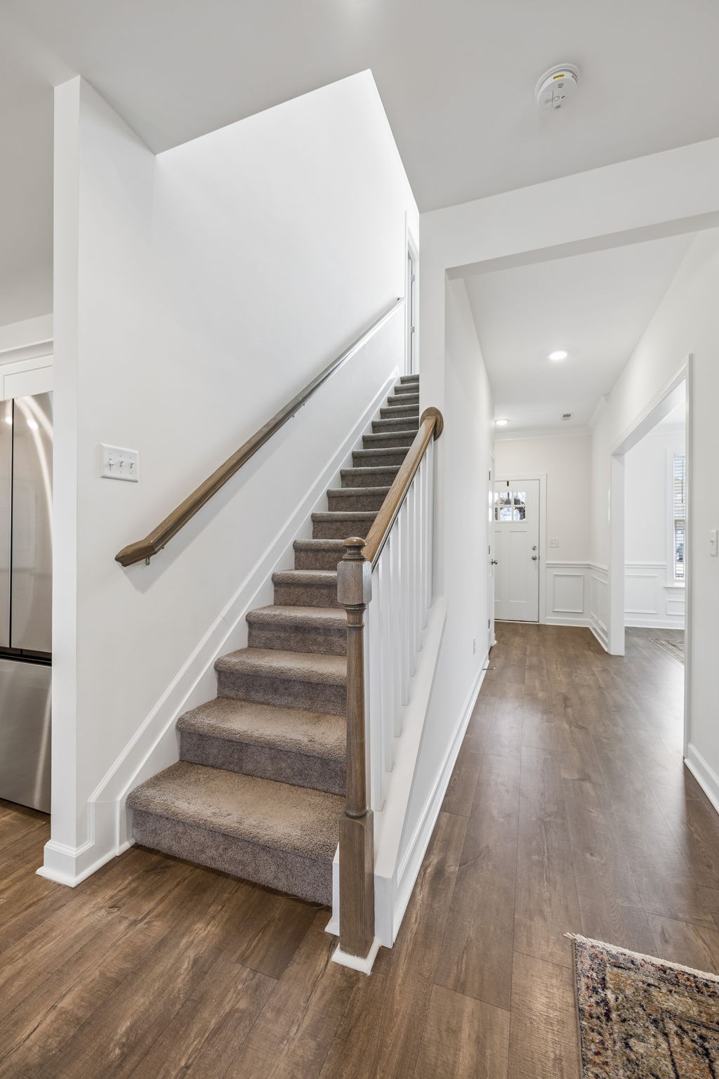 1004 Vanguard Dr
