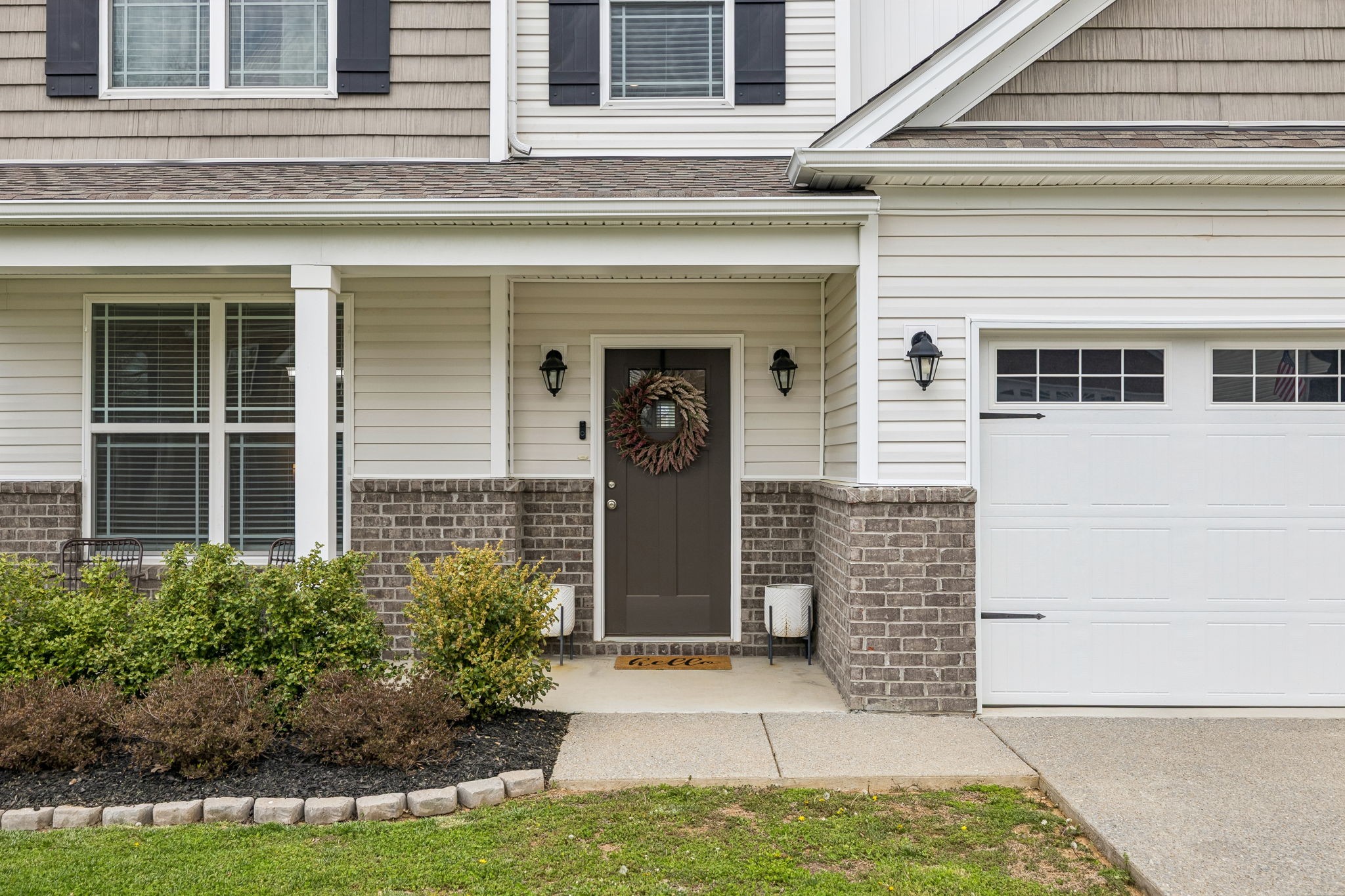 1004 Vanguard Dr