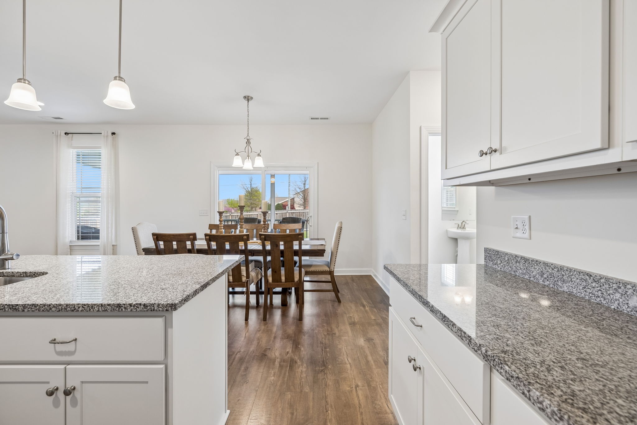 1004 Vanguard Dr