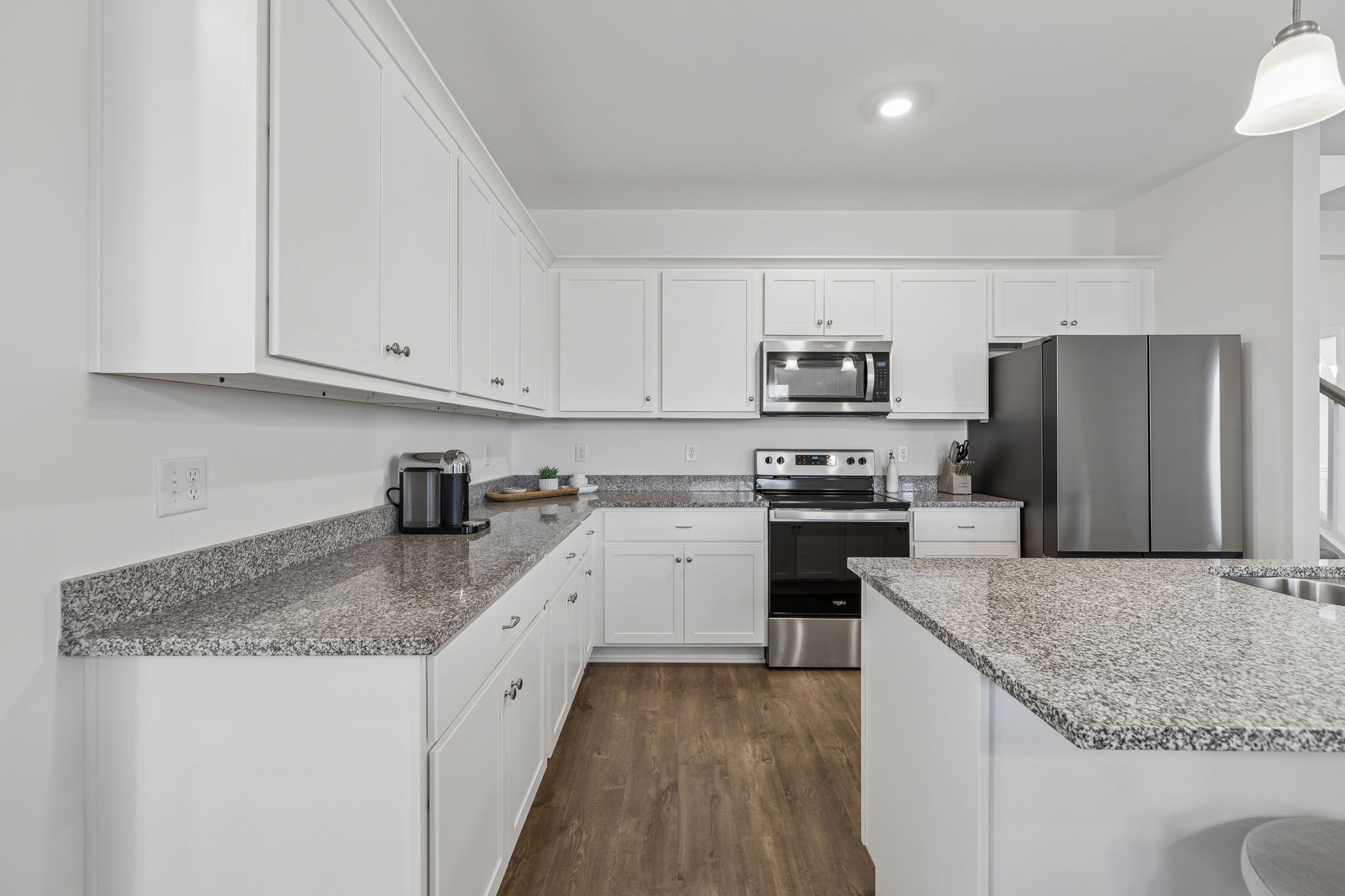 1004 Vanguard Dr
