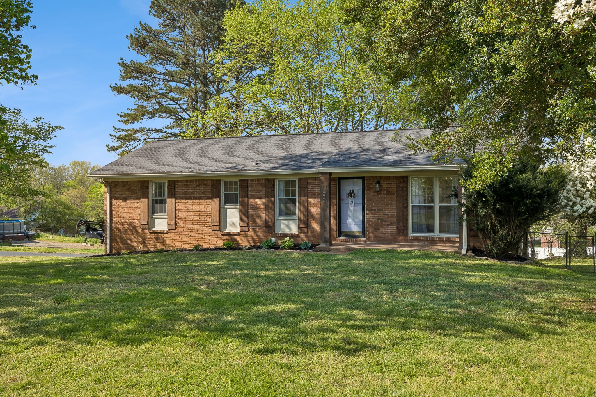 604 Blue Ridge Dr