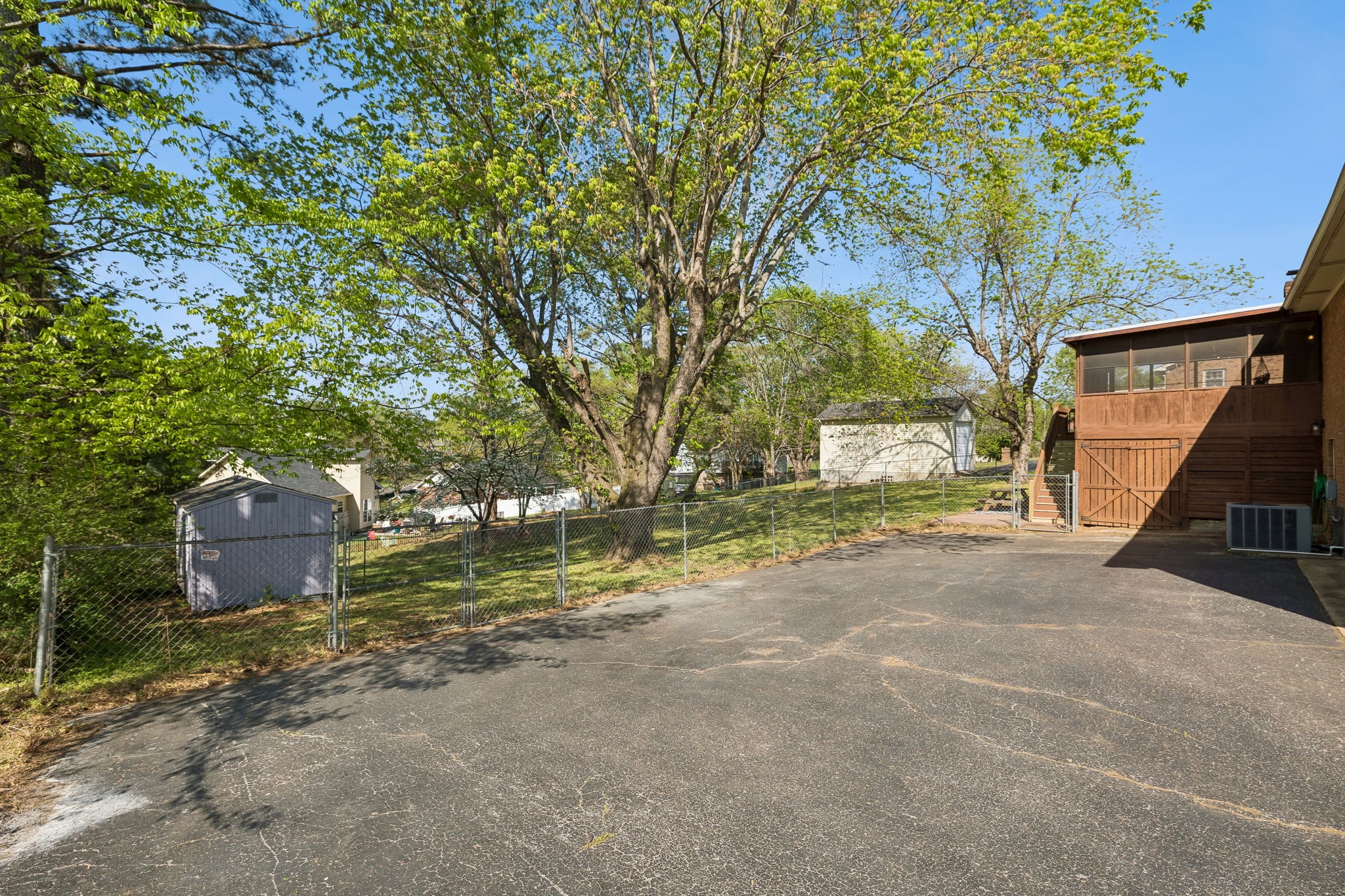 604 Blue Ridge Dr