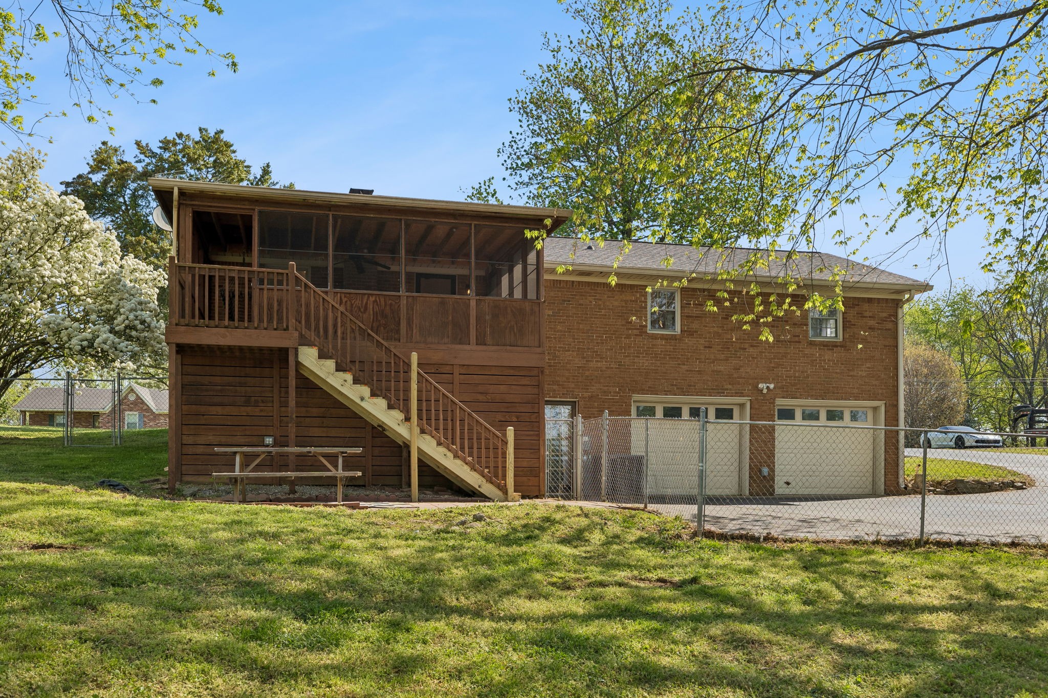 604 Blue Ridge Dr