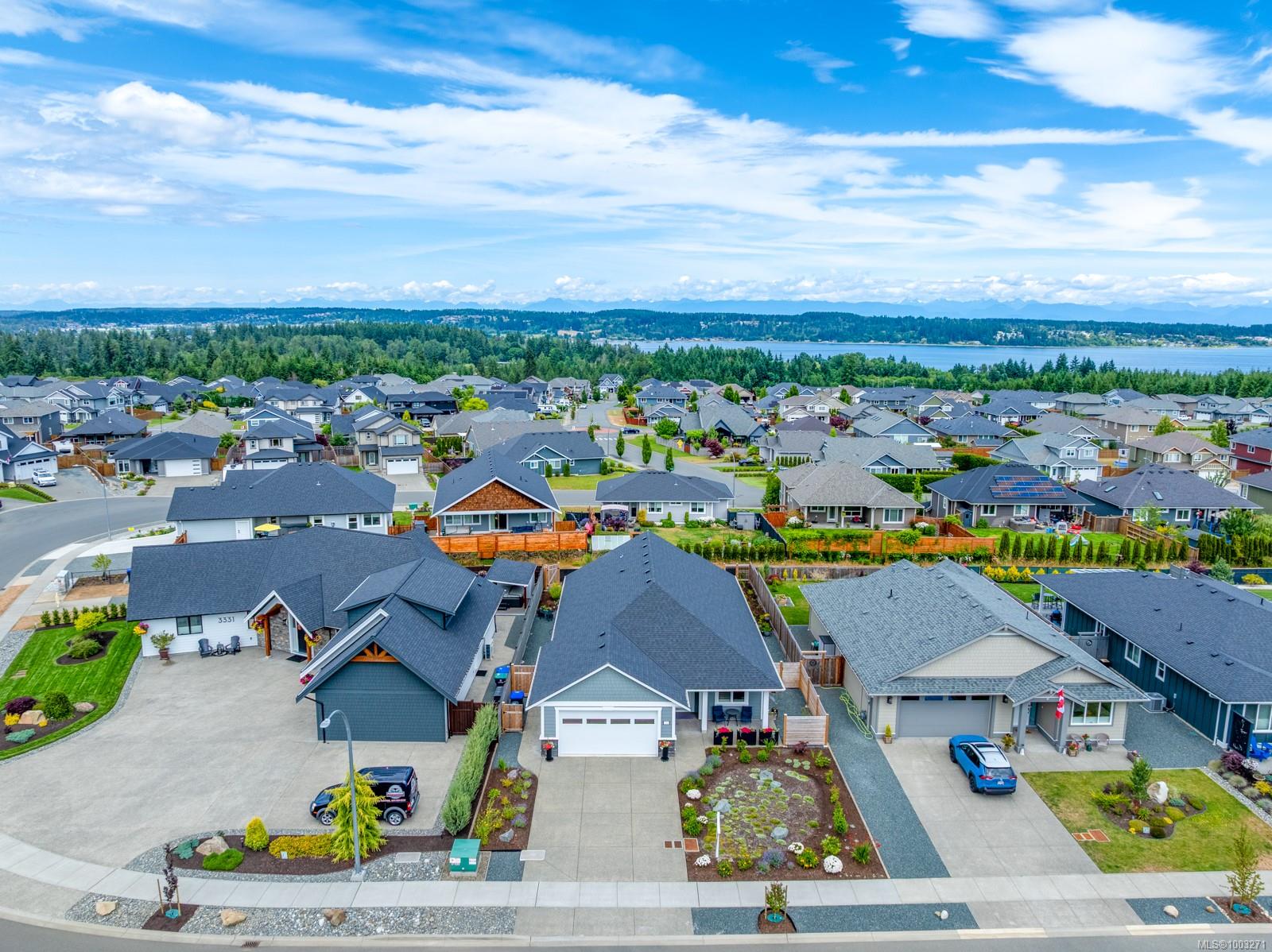3329 Eagleview Cres