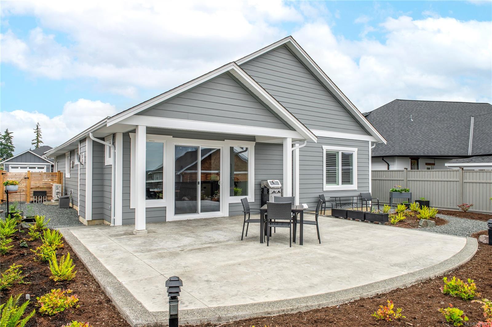 3329 Eagleview Cres
