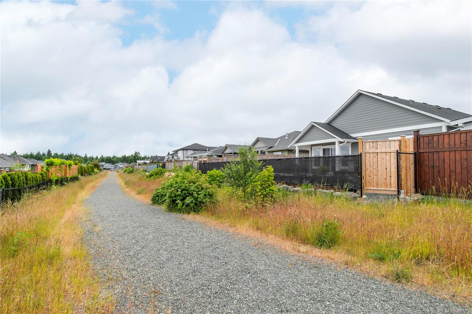 3329 Eagleview Cres