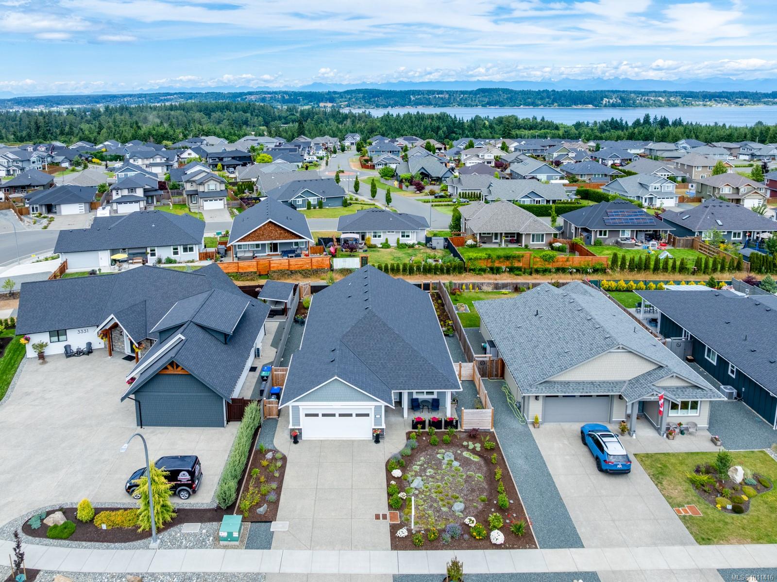 3329 Eagleview Cres