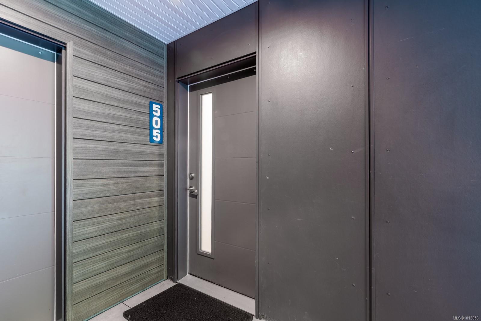 536 Island Hwy S # 505